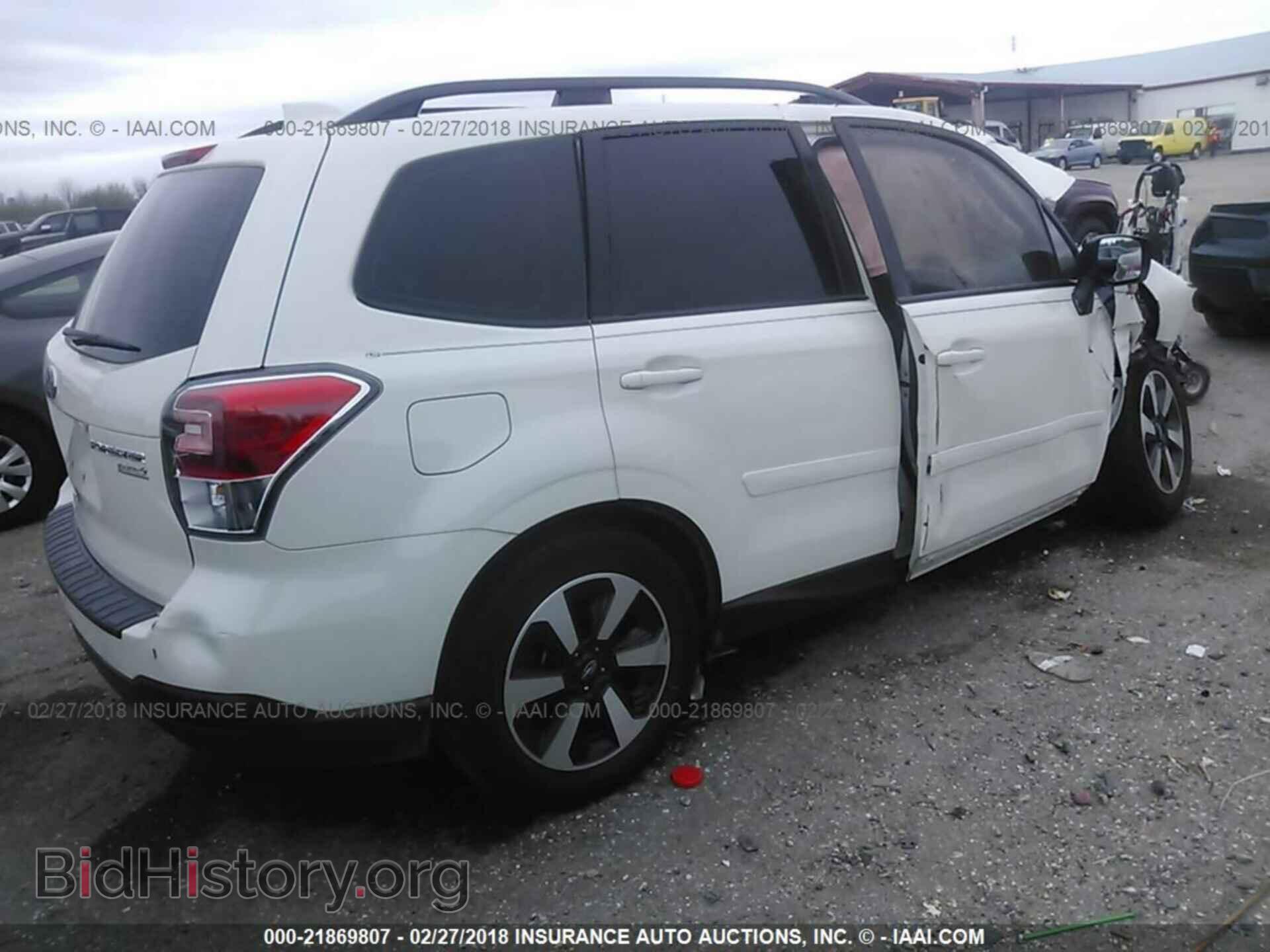 2017 Subaru Forester - VIN: JF2SJABC4HH535298 - Фото 4