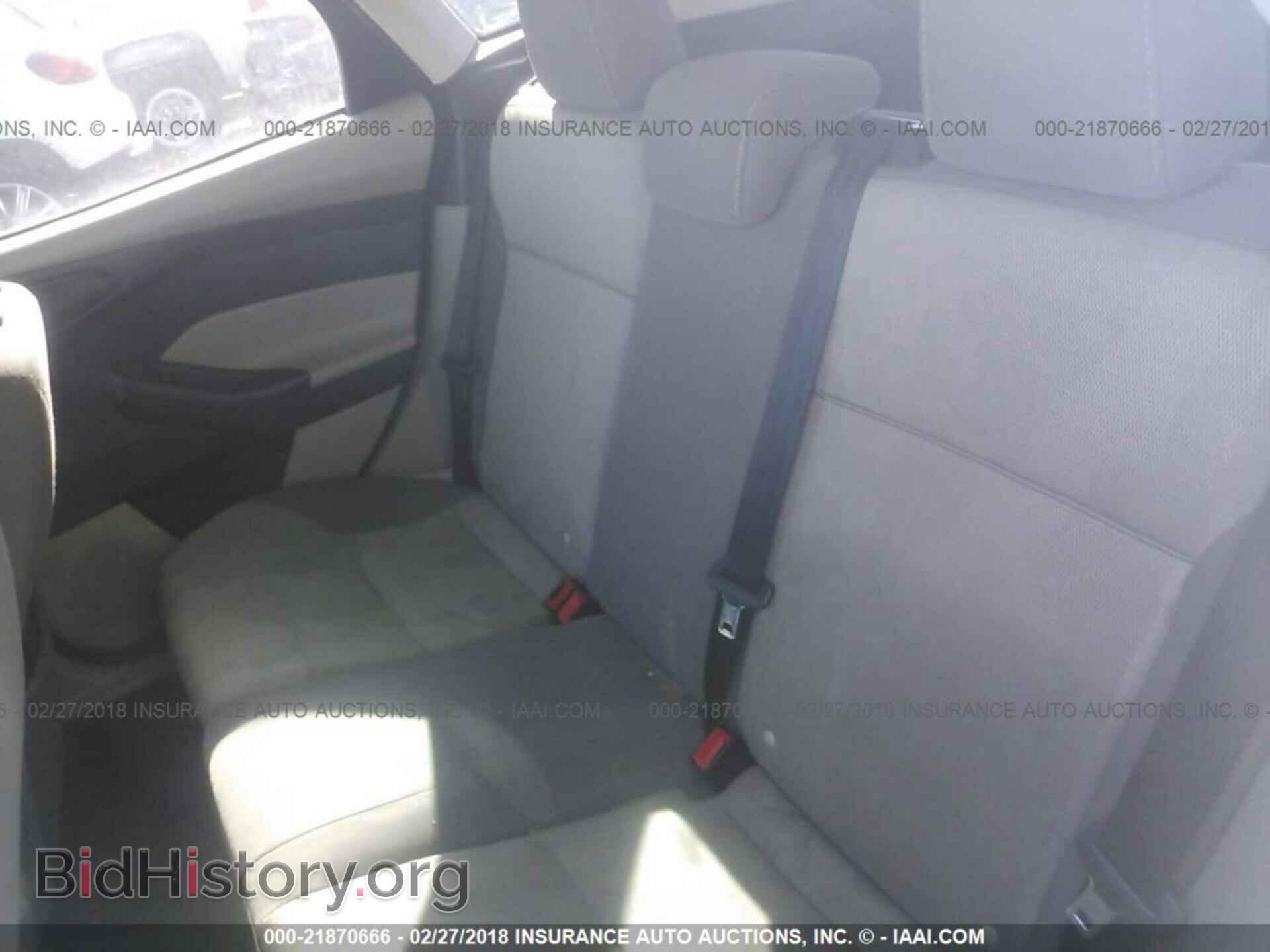2012 Ford Focus - VIN: 1FAHP3K21CL344122 - Photo 8