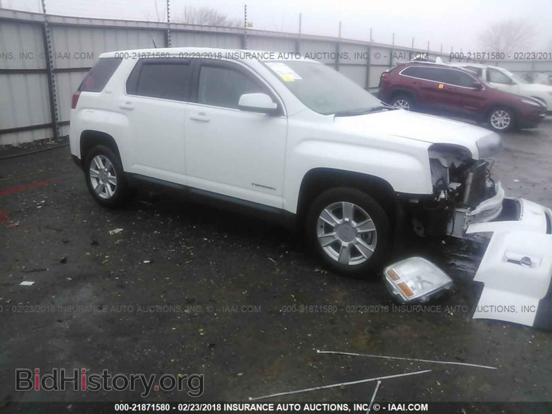 Фотография 2GKALMEK8C6230625 - Gmc Terrain 2012