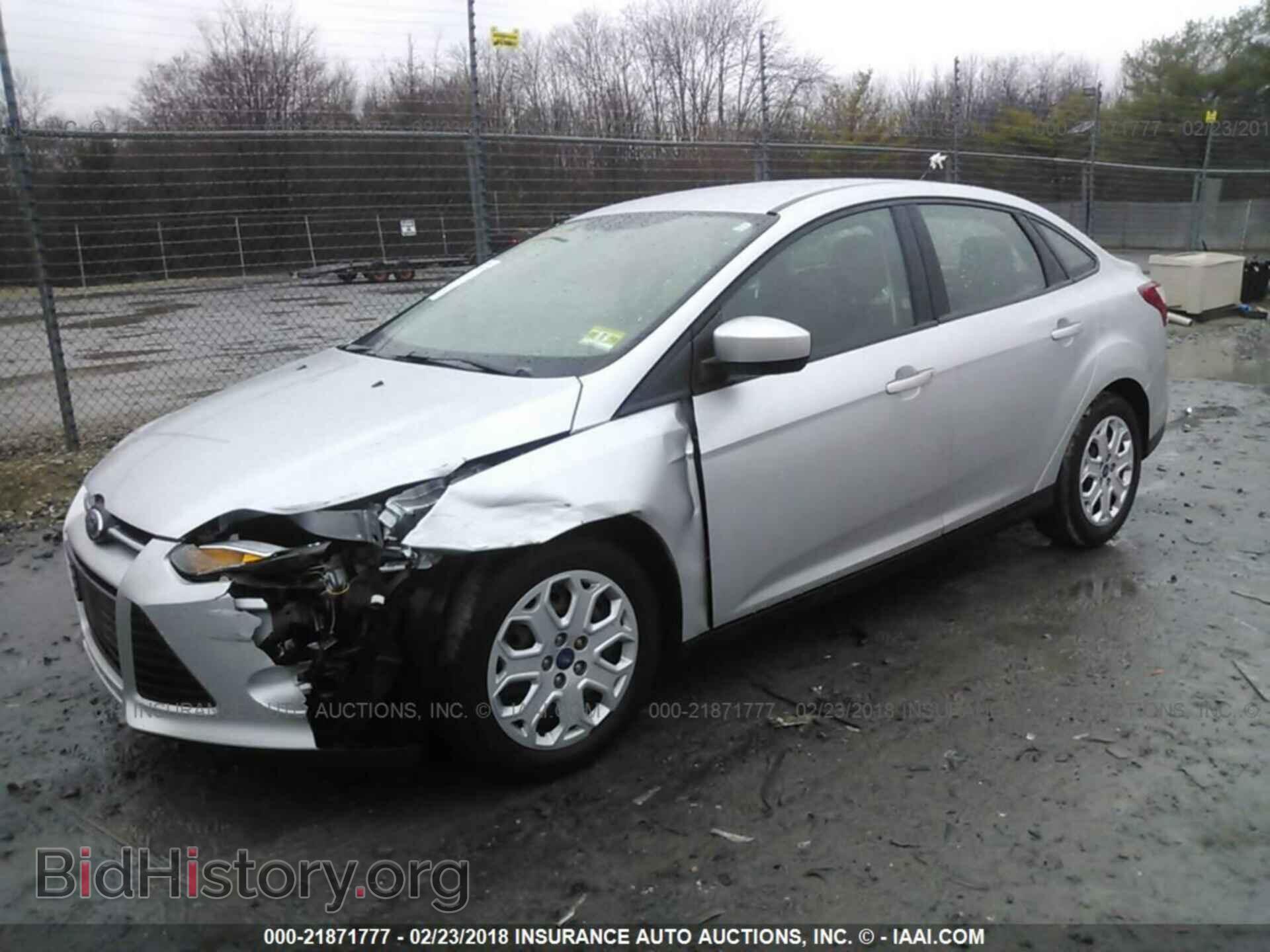 2012 Ford Focus - VIN: 1FAHP3F24CL166300 - Photo 2