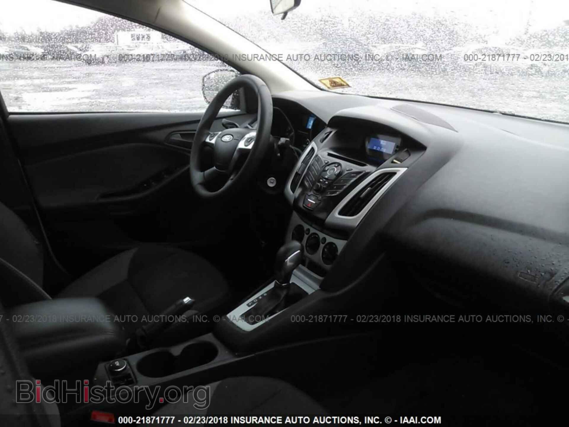 2012 Ford Focus - VIN: 1FAHP3F24CL166300 - Photo 5