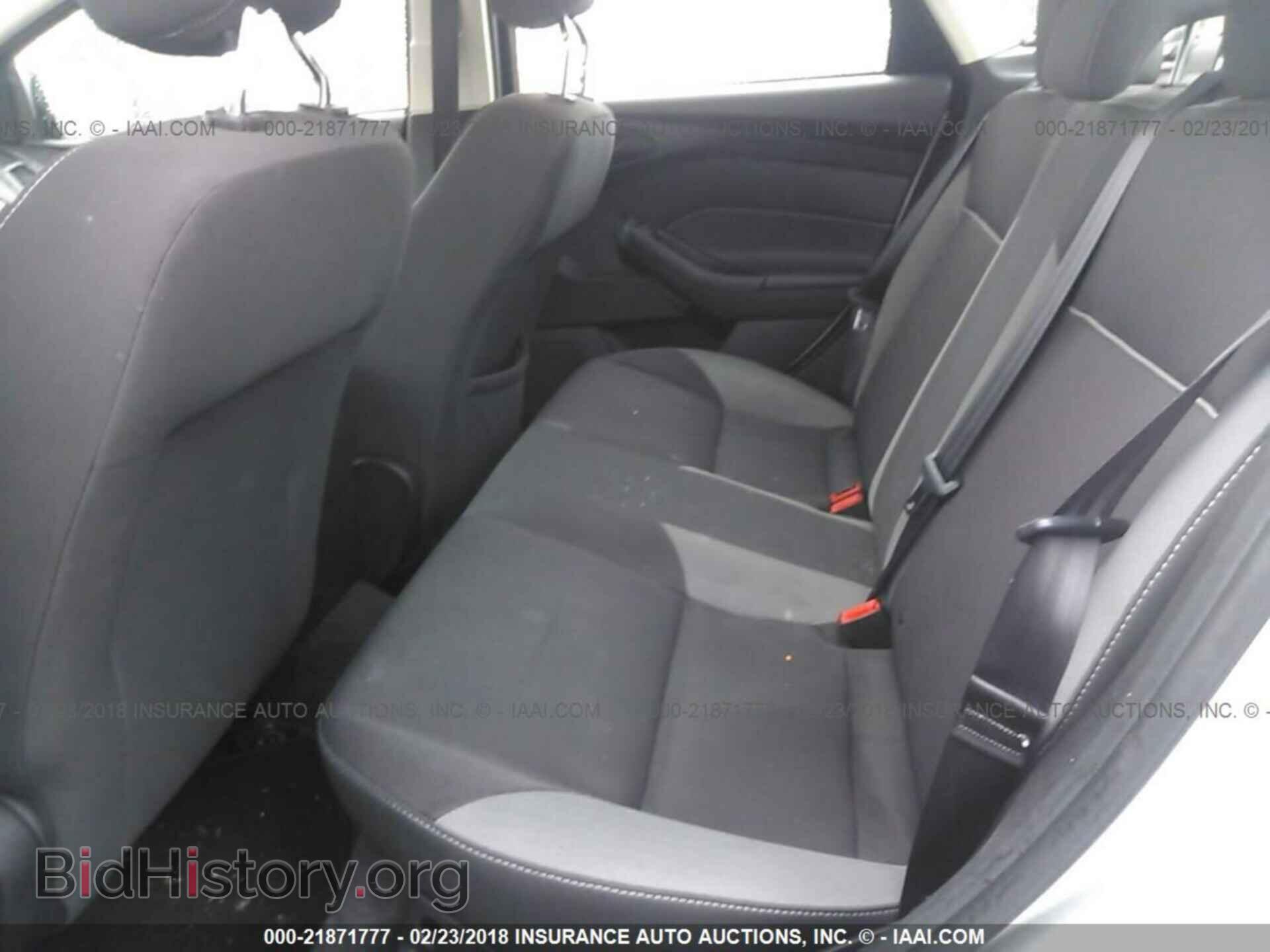 2012 Ford Focus - VIN: 1FAHP3F24CL166300 - Photo 8