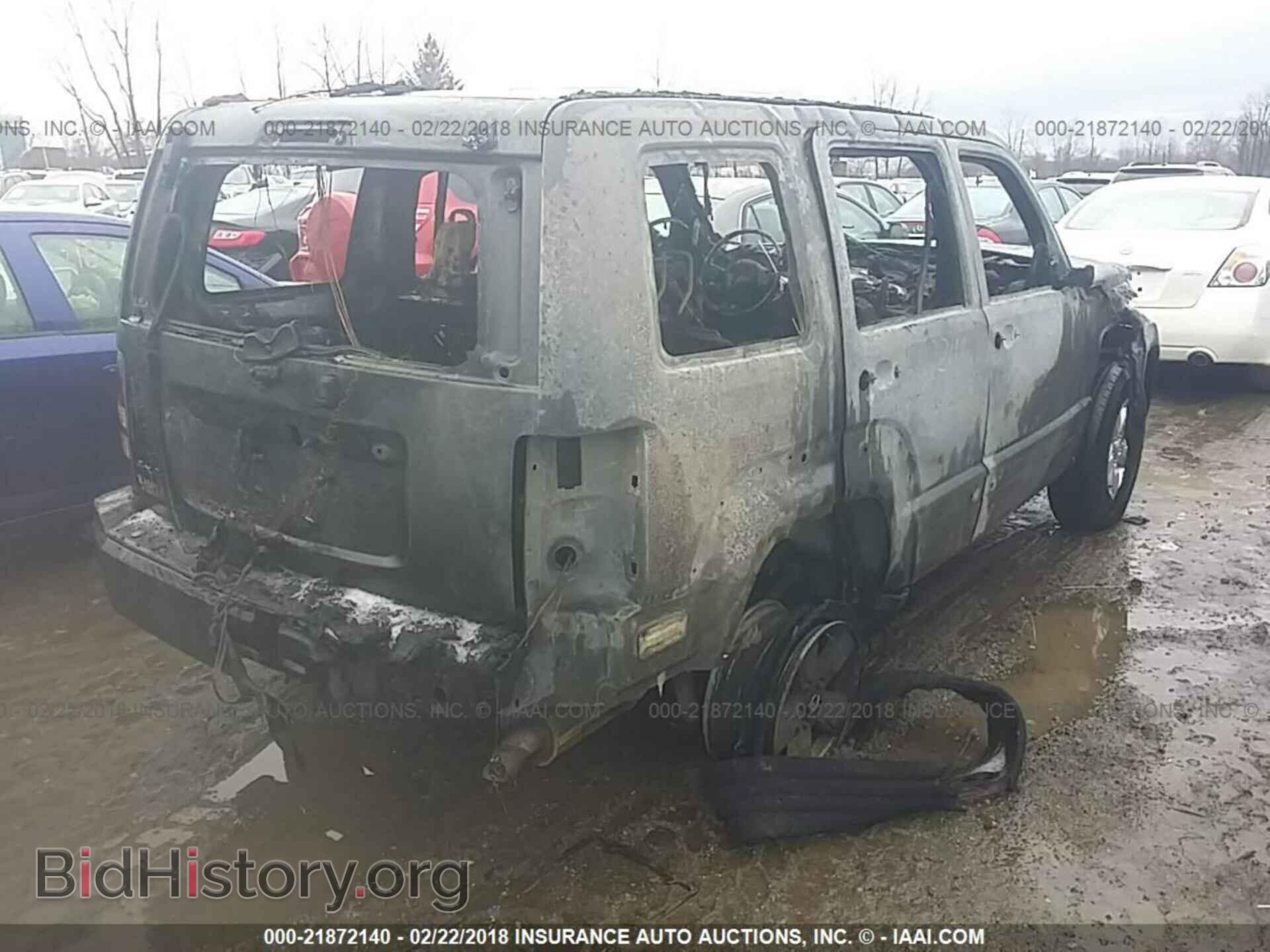 2011 Jeep Liberty - VIN: 1J4PN2GK4BW520974 - Фото 4
