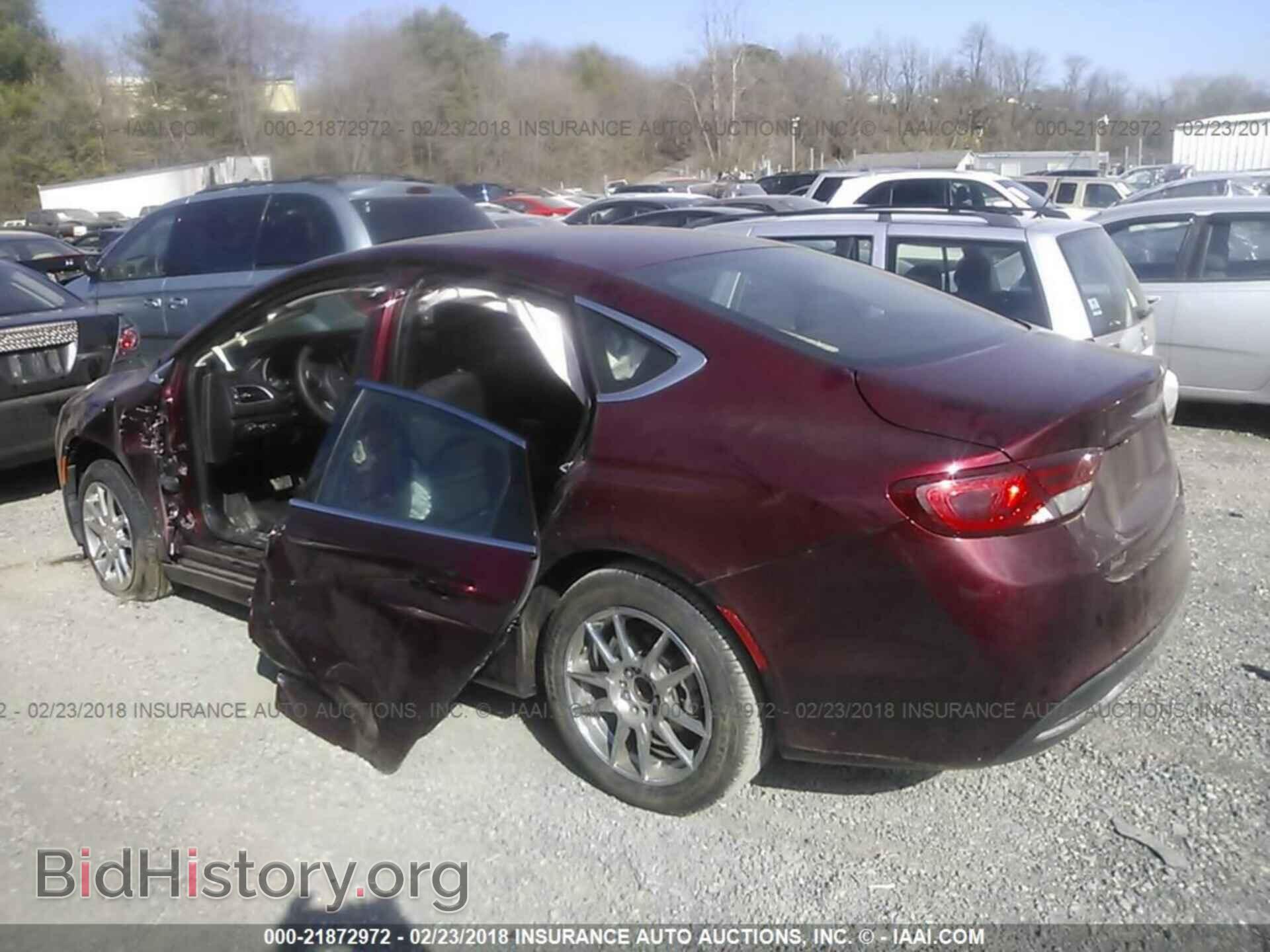 2015 Chrysler 200 - VIN: 1C3CCCAB6FN621300 - Photo 3