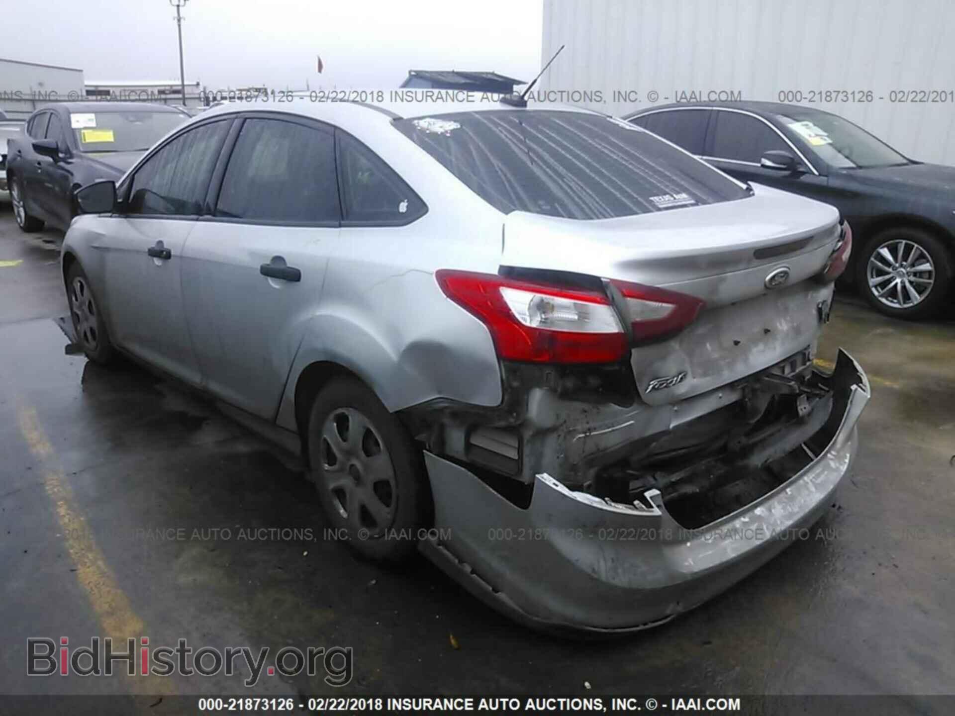 2012 Ford Focus - VIN: 1FAHP3E23CL347423 - Photo 3