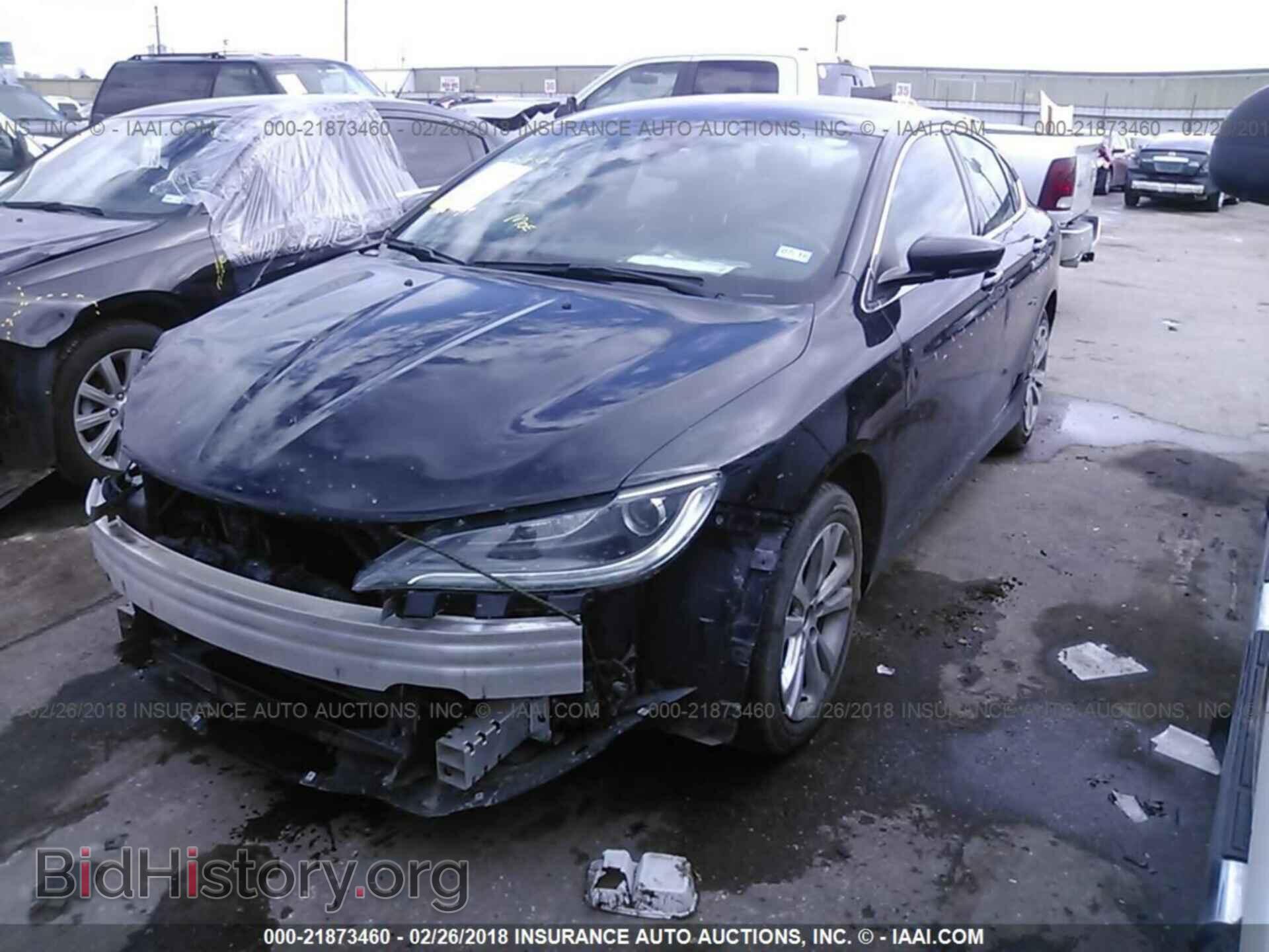 2016 Chrysler 200 - VIN: 1C3CCCFB6GN182223 - Photo 2