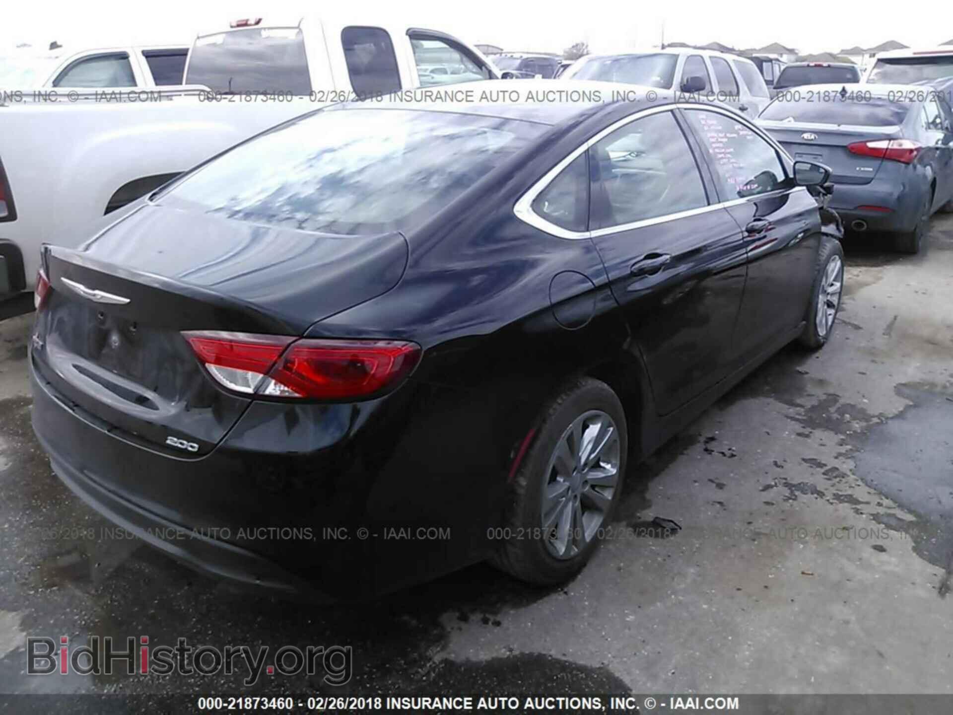 2016 Chrysler 200 - VIN: 1C3CCCFB6GN182223 - Photo 4
