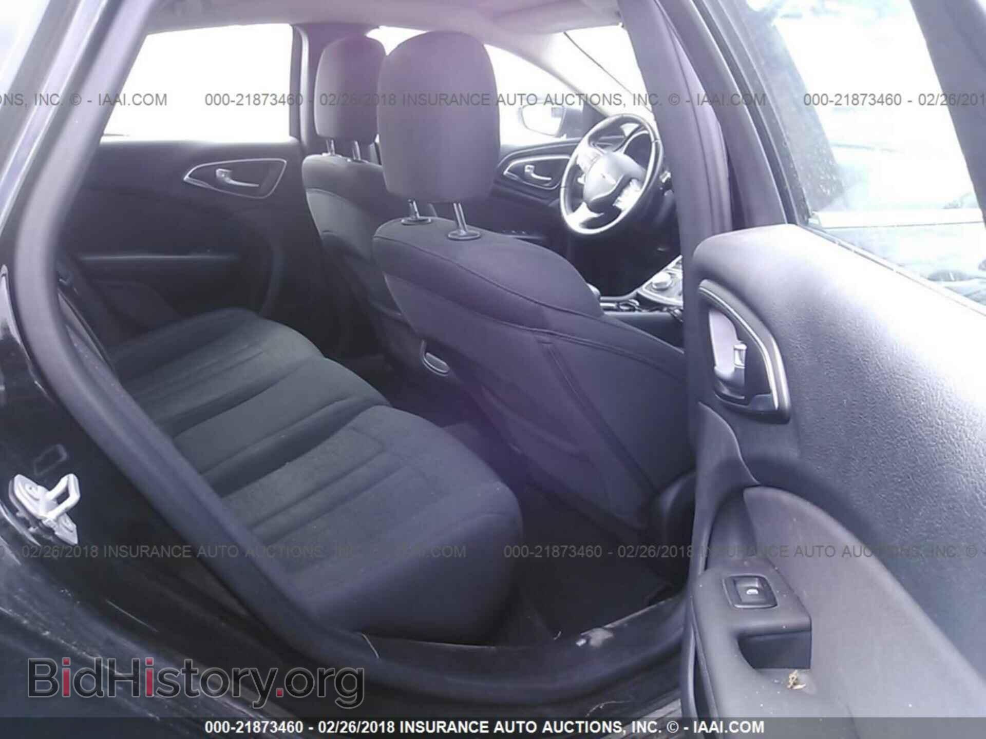 2016 Chrysler 200 - VIN: 1C3CCCFB6GN182223 - Photo 8