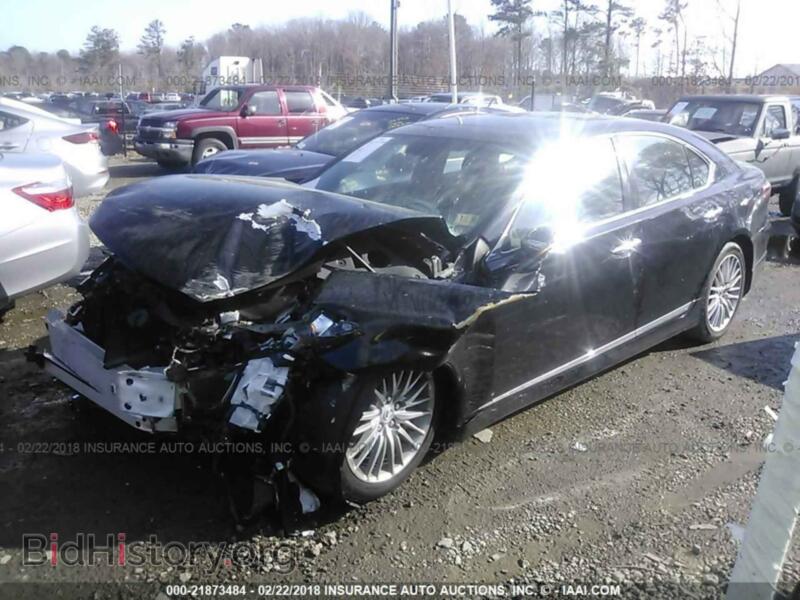 2012 Lexus LS (VIN JTHBL5EF0C5111065) — photo 2 of 10