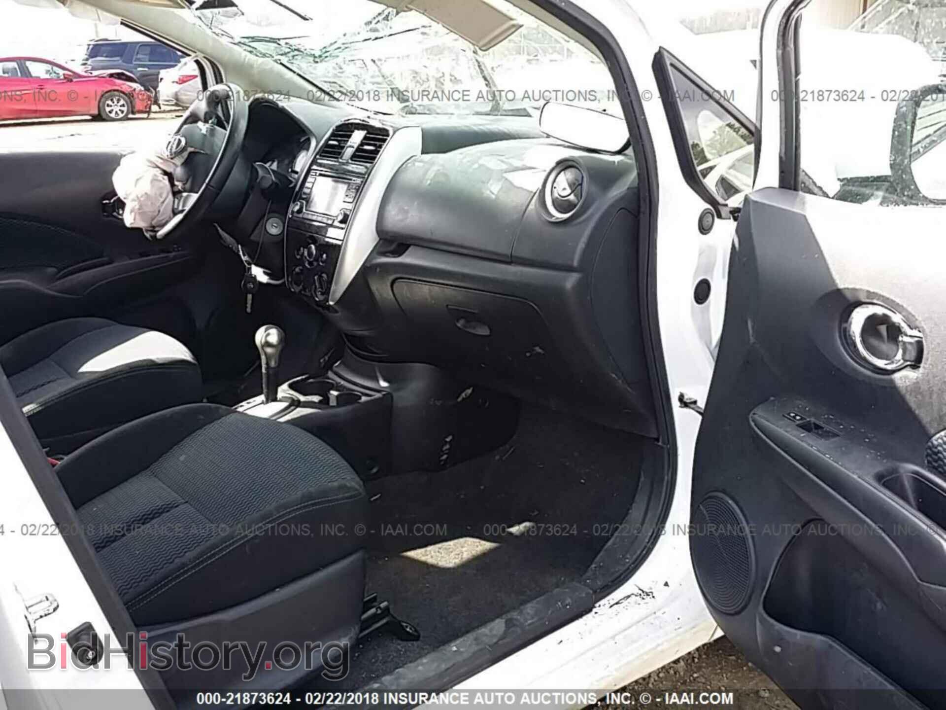 2016 Nissan Versa note - VIN: 3N1CE2CP6GL356830 - Photo 5