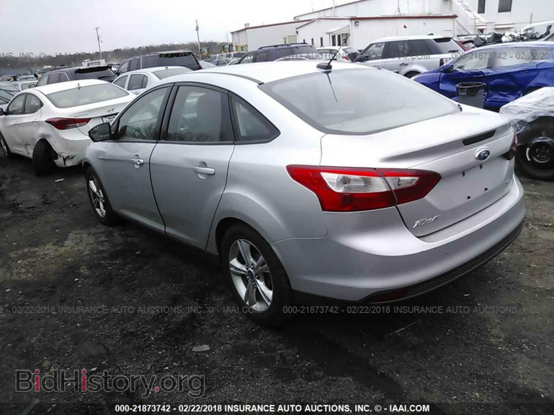 2014 Ford Focus - VIN: 1FADP3F28EL146990 - Фото 3