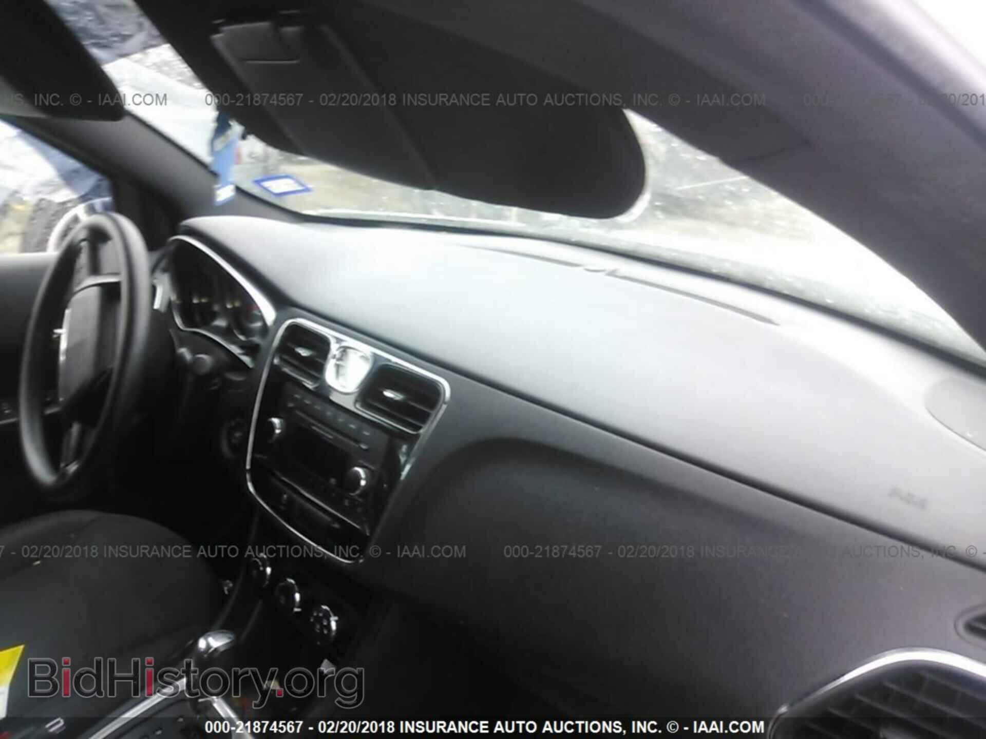 2014 Chrysler 200 - VIN: 1C3CCBAB1EN211996 - Фото 5