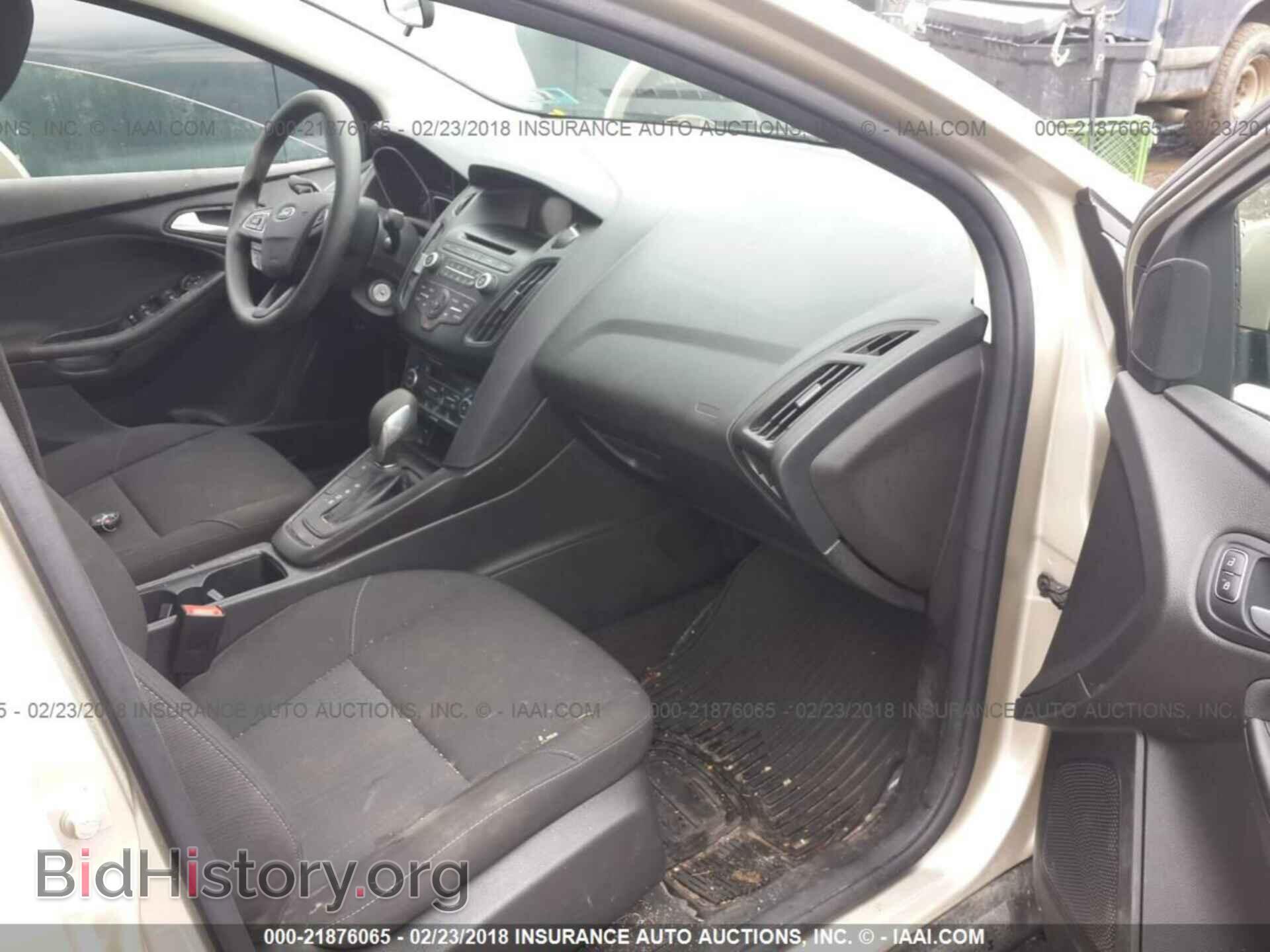 2017 Ford Focus - VIN: 1FADP3FE3HL313013 - Photo 5
