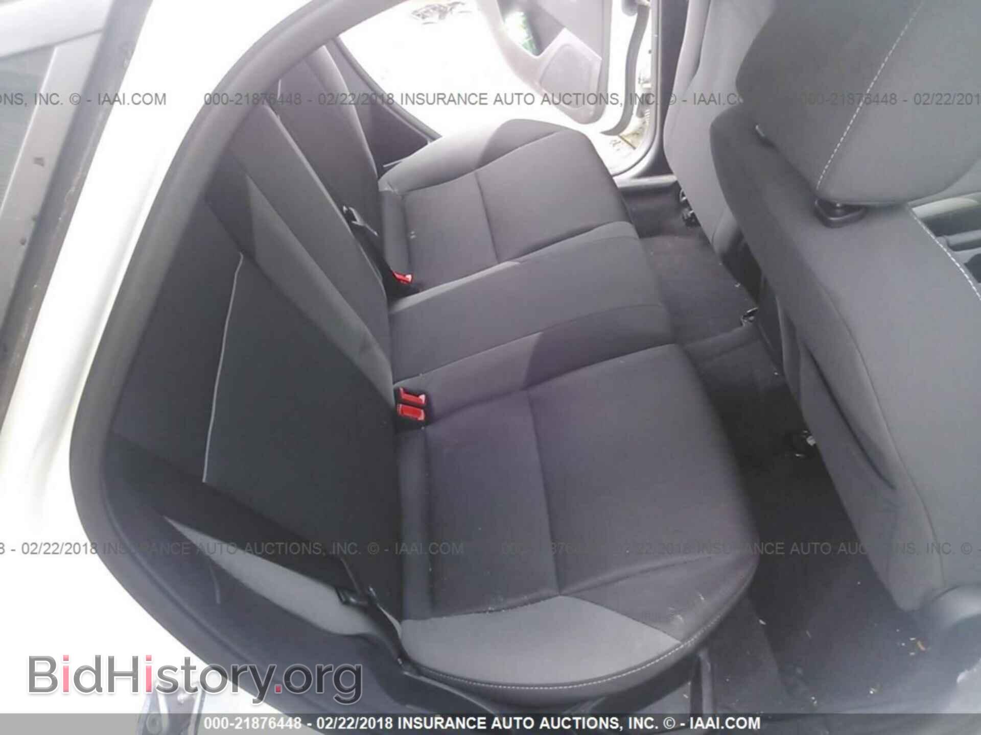 2012 Ford Focus - VIN: 1FAHP3K28CL470770 - Photo 8