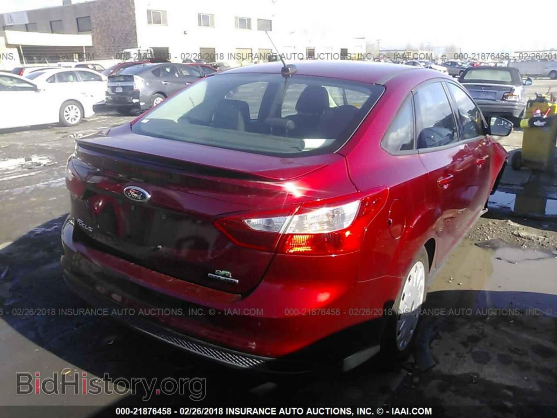 2013 Ford Focus - VIN: 1FADP3F26DL363355 - Photo 4