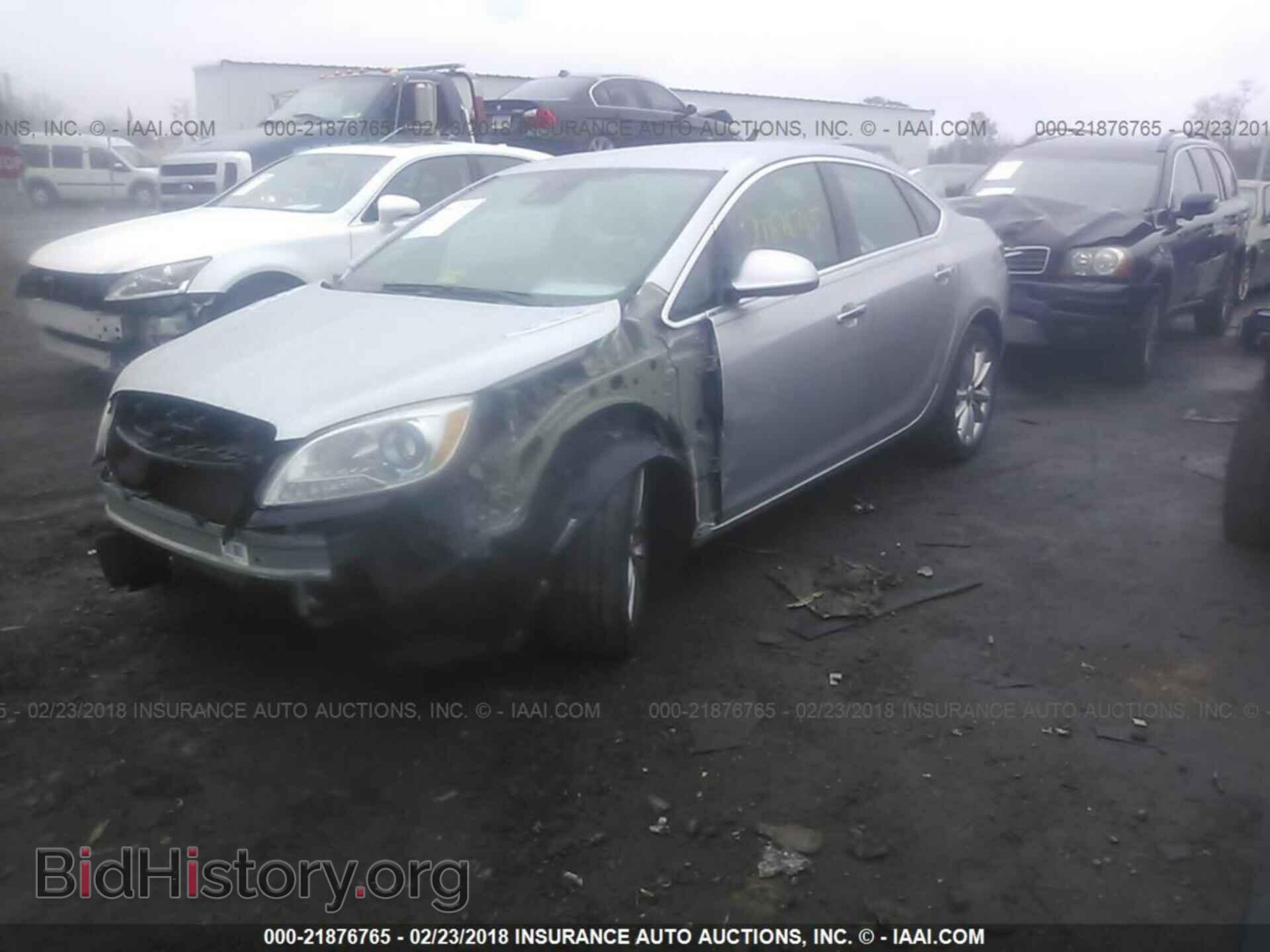2014 Buick Verano - VIN: 1G4PR5SK9E4214495 - Photo 2