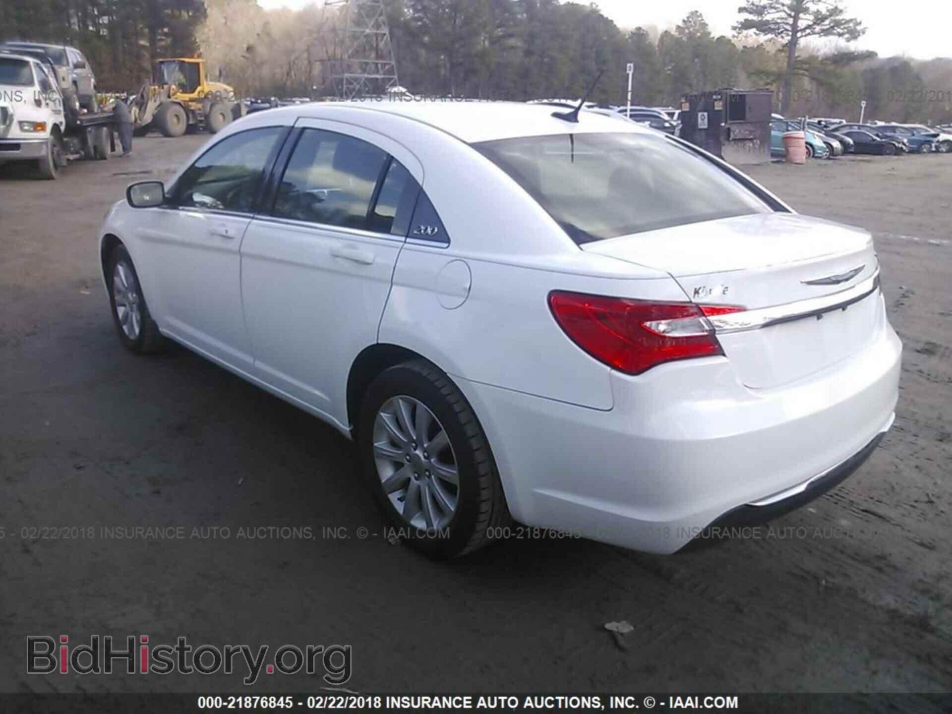 2012 Chrysler 200 - VIN: 1C3CCBBB2CN104628 - Фото 3