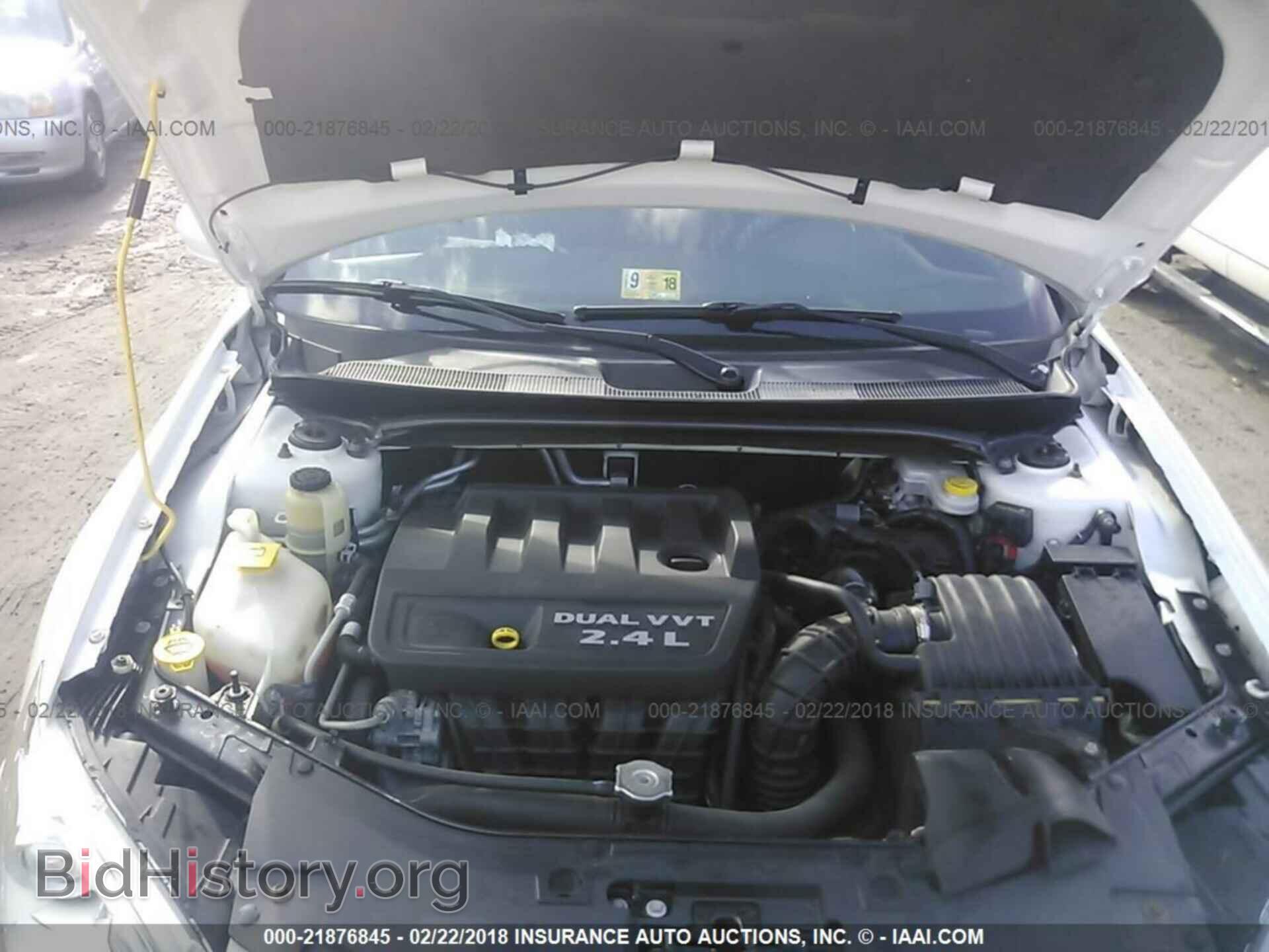 2012 Chrysler 200 - VIN: 1C3CCBBB2CN104628 - Фото 10
