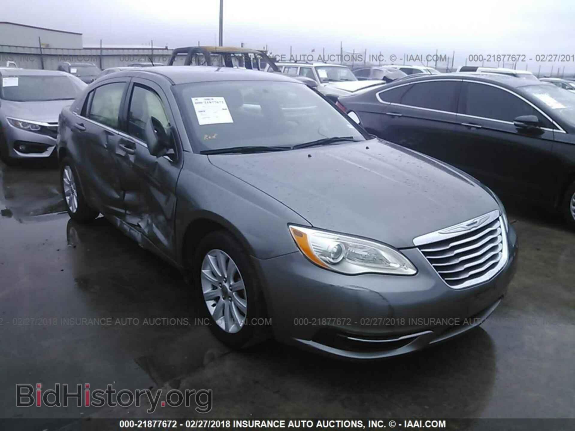 Photo 1C3CCBBB8DN579153 - Chrysler 200 2013
