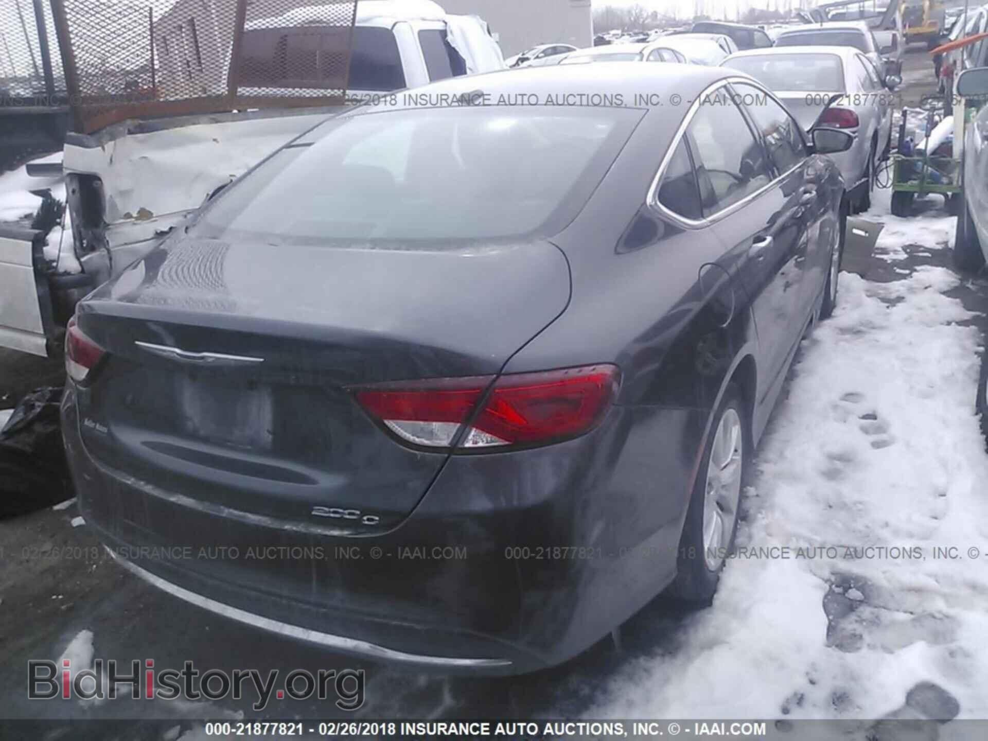2015 Chrysler 200 - VIN: 1C3CCCCB3FN545533 - Photo 4