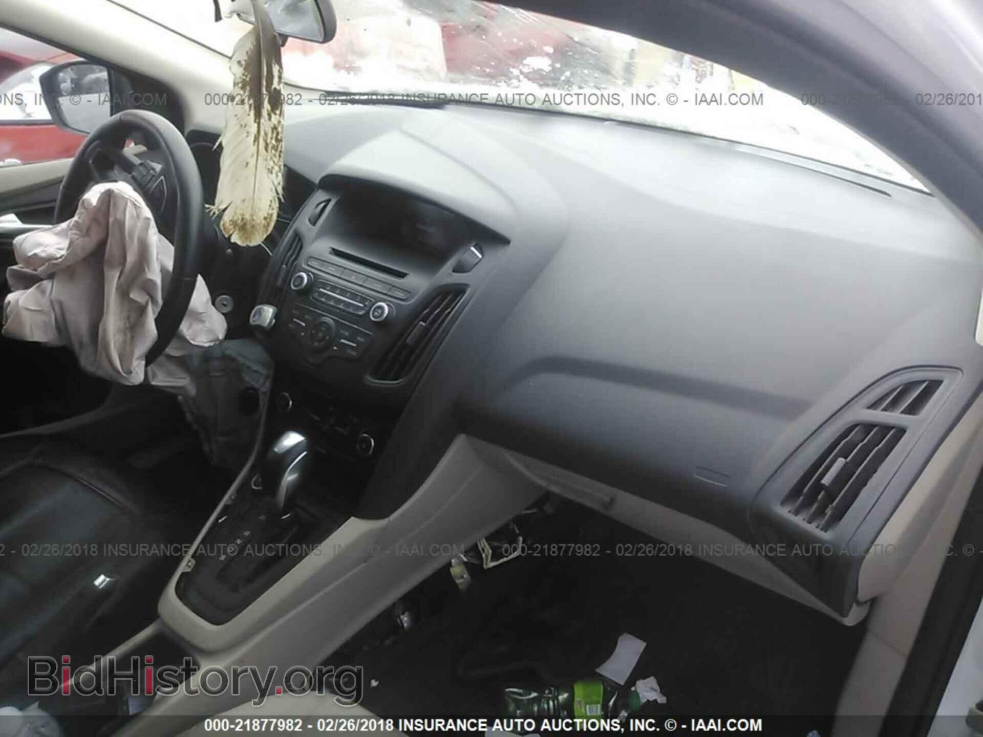2015 Ford Focus - VIN: 1FADP3F20FL208061 - Photo 5