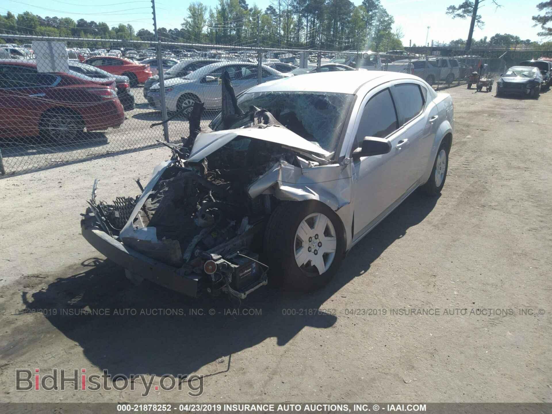 2010 DODGE AVENGER - VIN: 1B3CC4FB1AN121663 - Фото 2