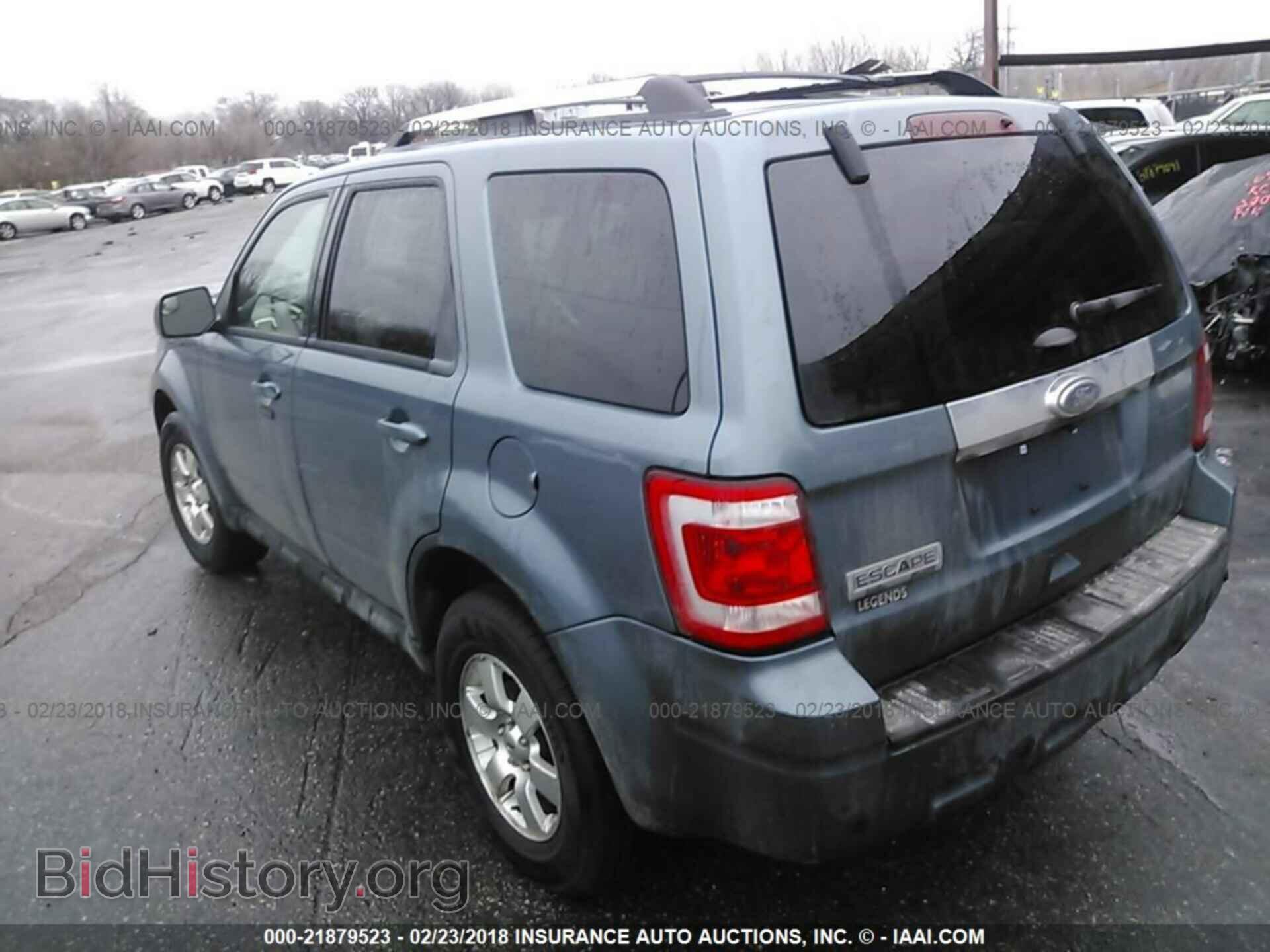 2011 Ford Escape - VIN: 1FMCU0E73BKB15296 - Фото 3