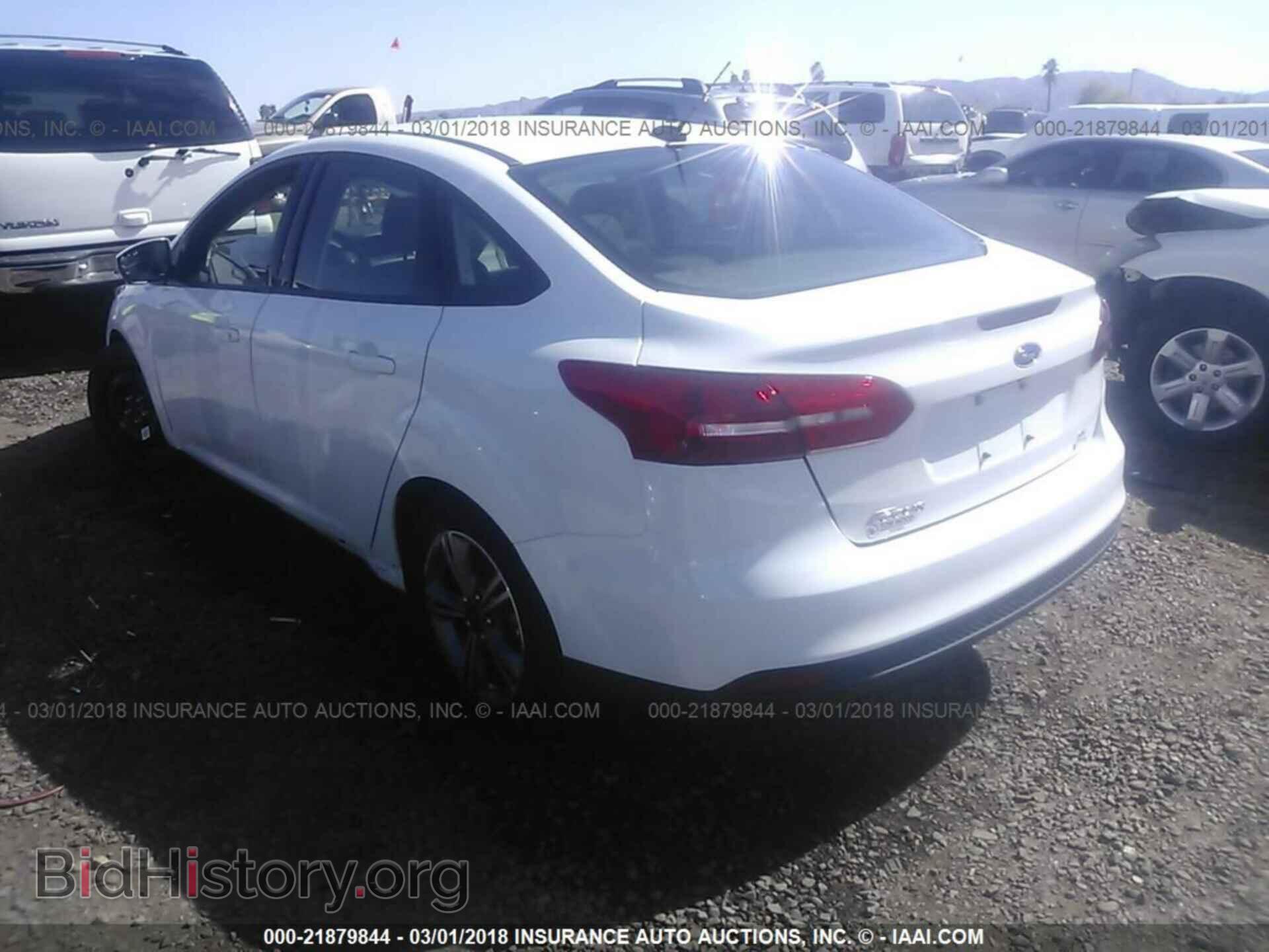 2017 Ford Focus - VIN: 1FADP3FE1HL283283 - Фото 3