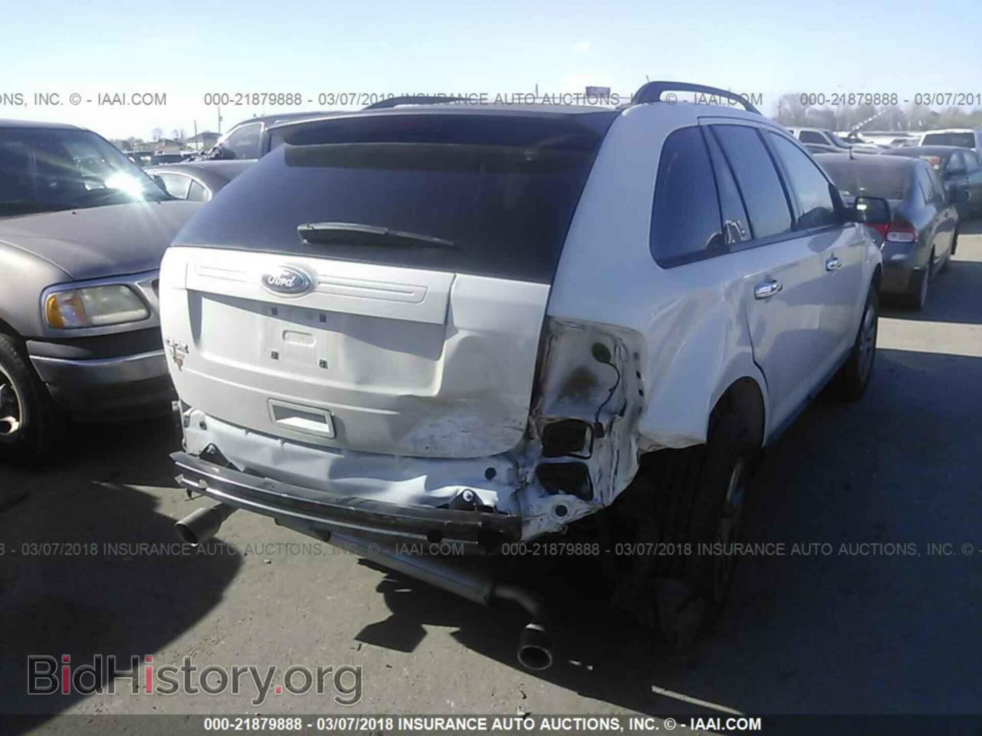 2011 Ford Edge - VIN: 2FMDK3GC3BBB34740 - Фото 4