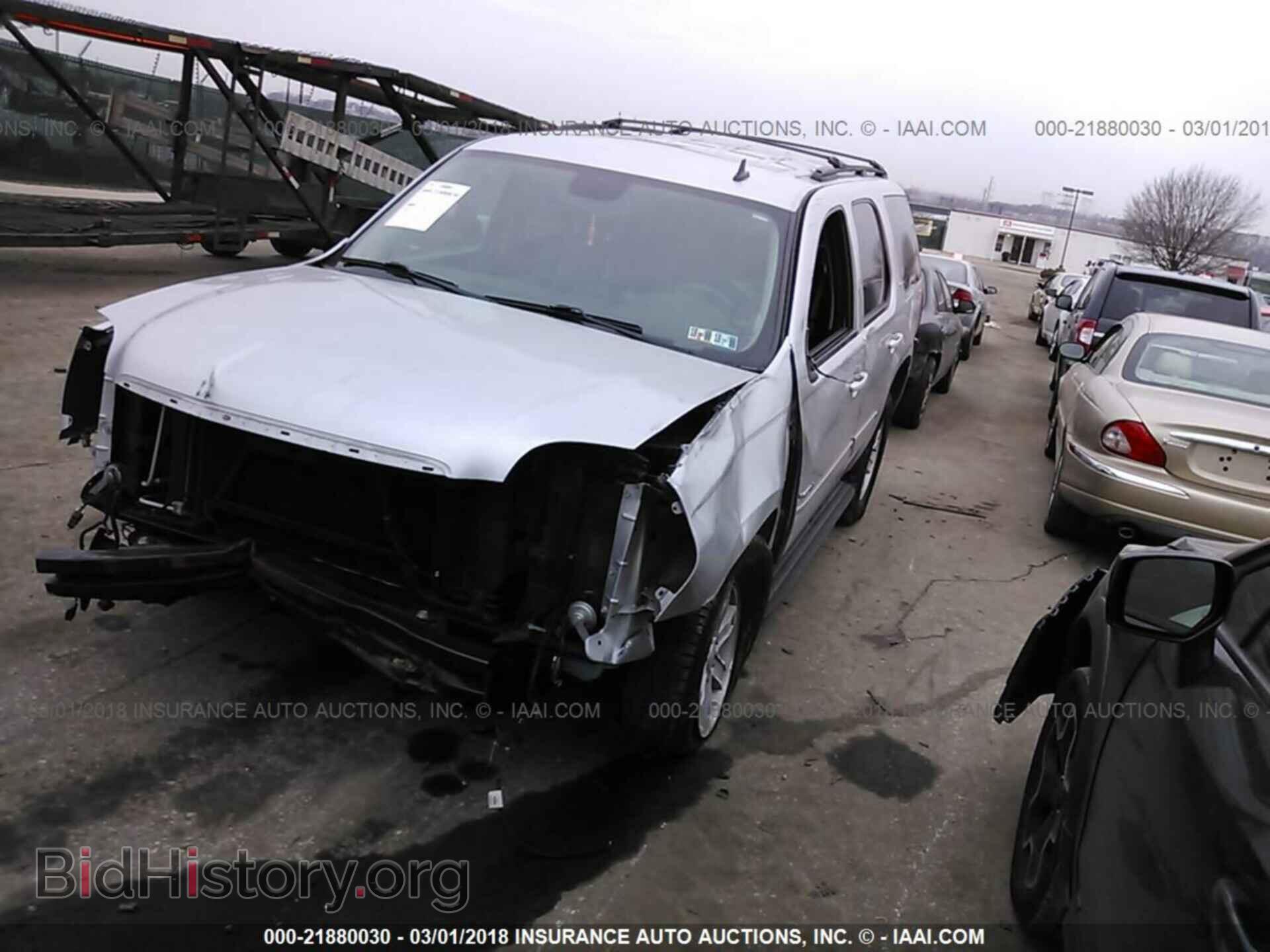 2013 Gmc Yukon - VIN: 1GKS2CE07DR223283 - Фото 2