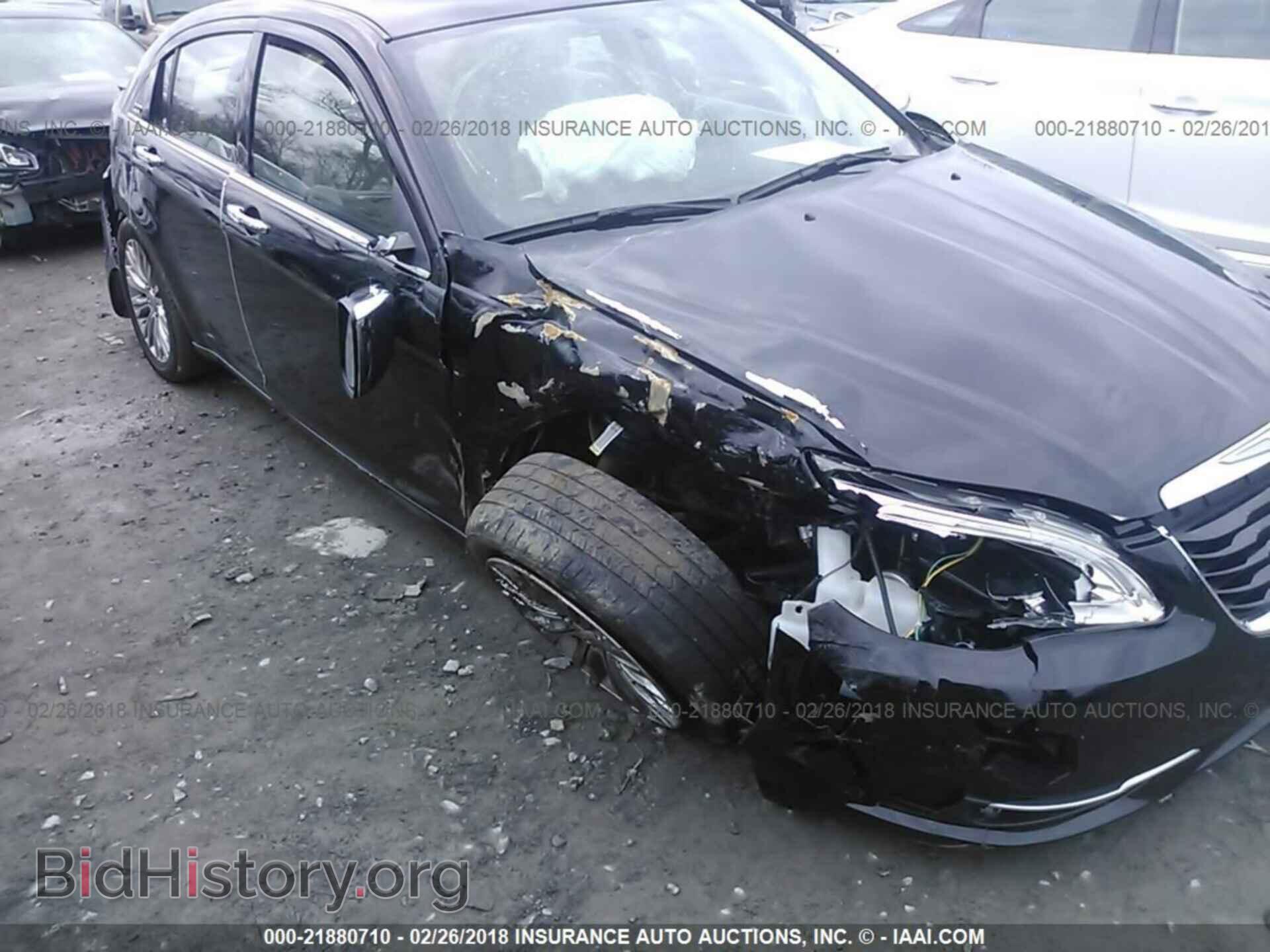 2012 Chrysler 200 - VIN: 1C3CCBCB1CN304530 - Photo 6