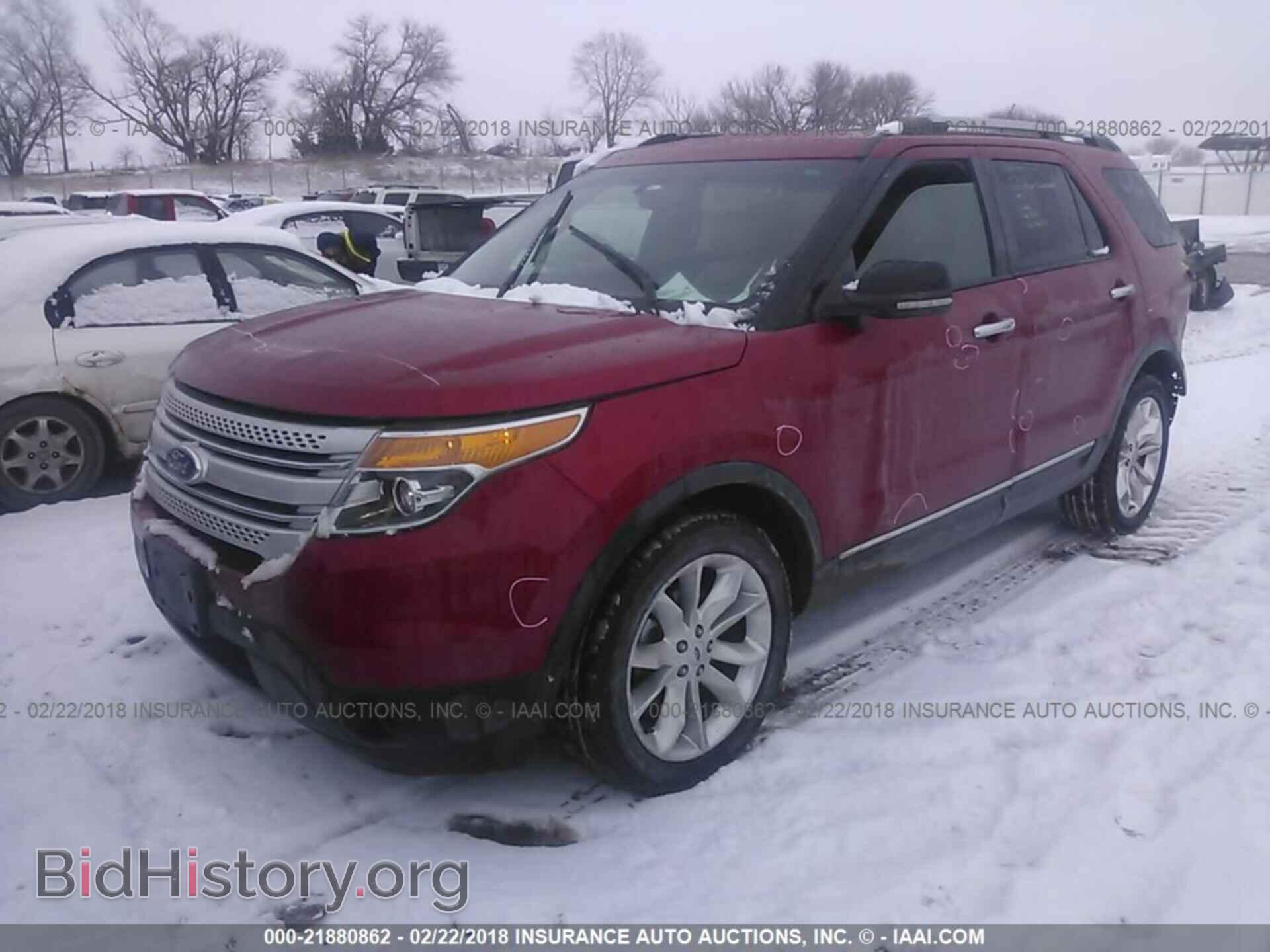 2012 Ford Explorer - VIN: 1FMHK8D87CGA72963 - Photo 2