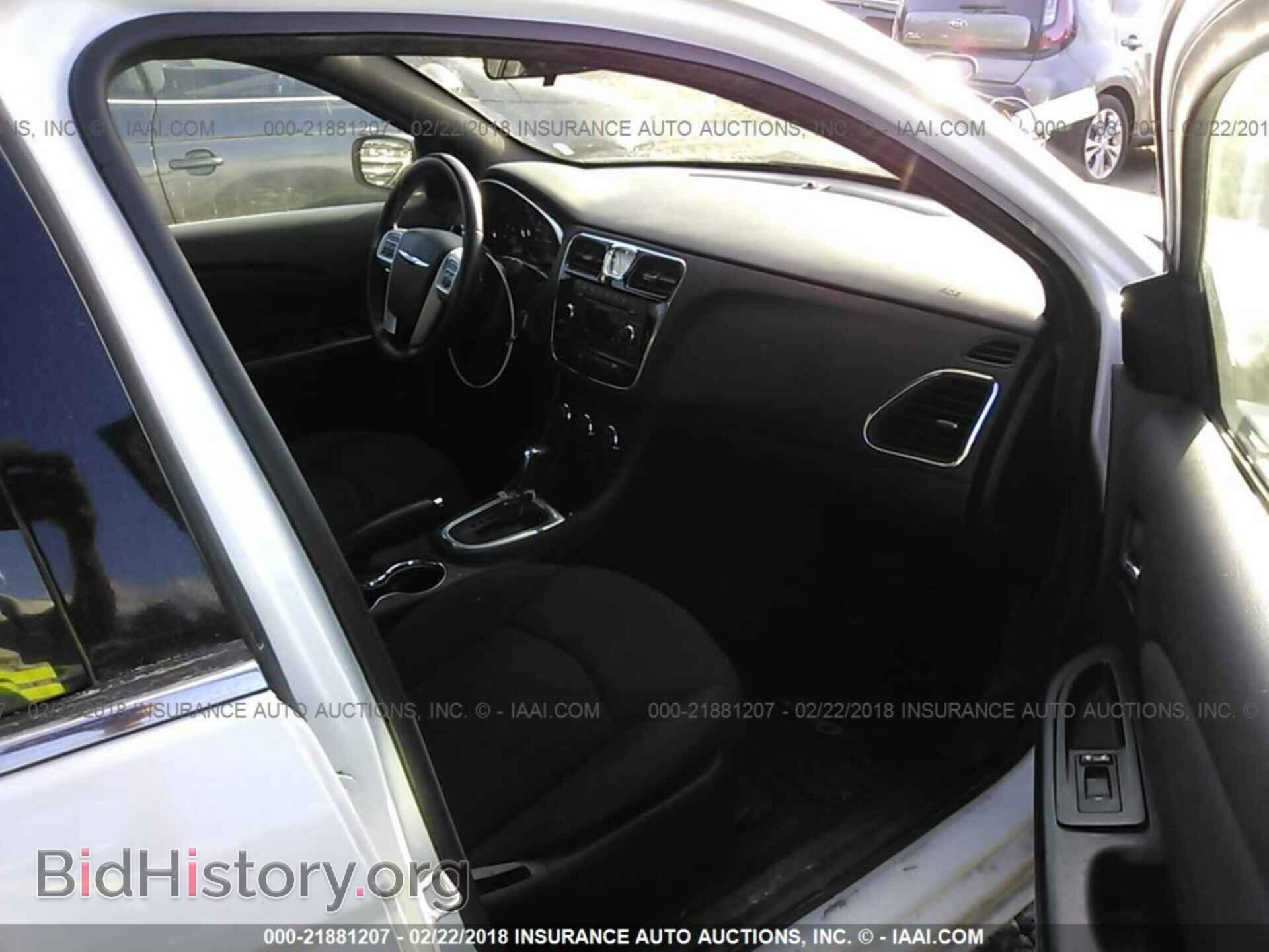 2013 Chrysler 200 - VIN: 1C3CCBBB5DN672924 - Фото 5