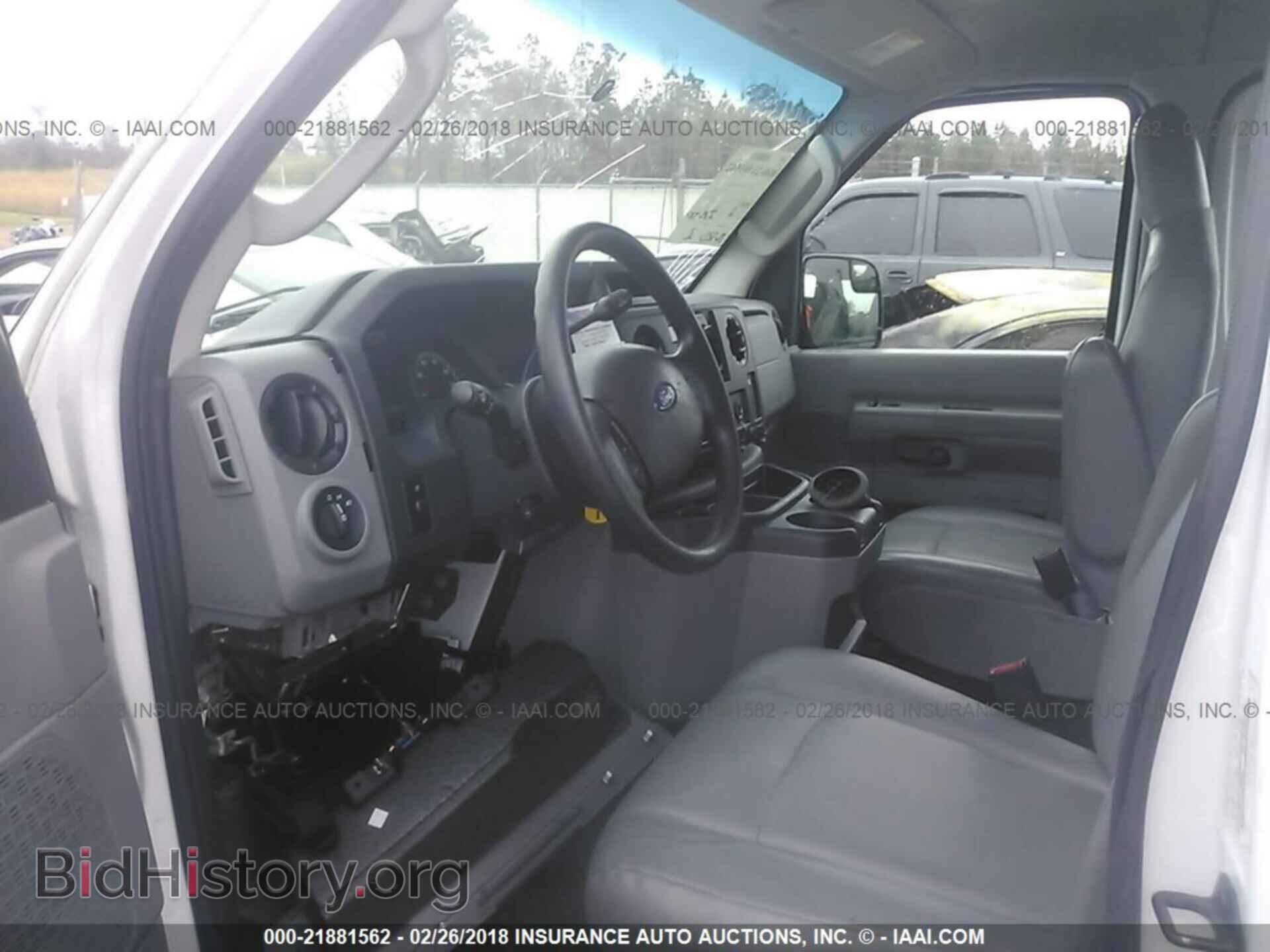 2013 Ford Econoline - VIN: 1FBSS3BL7DDA19319 - Фото 5