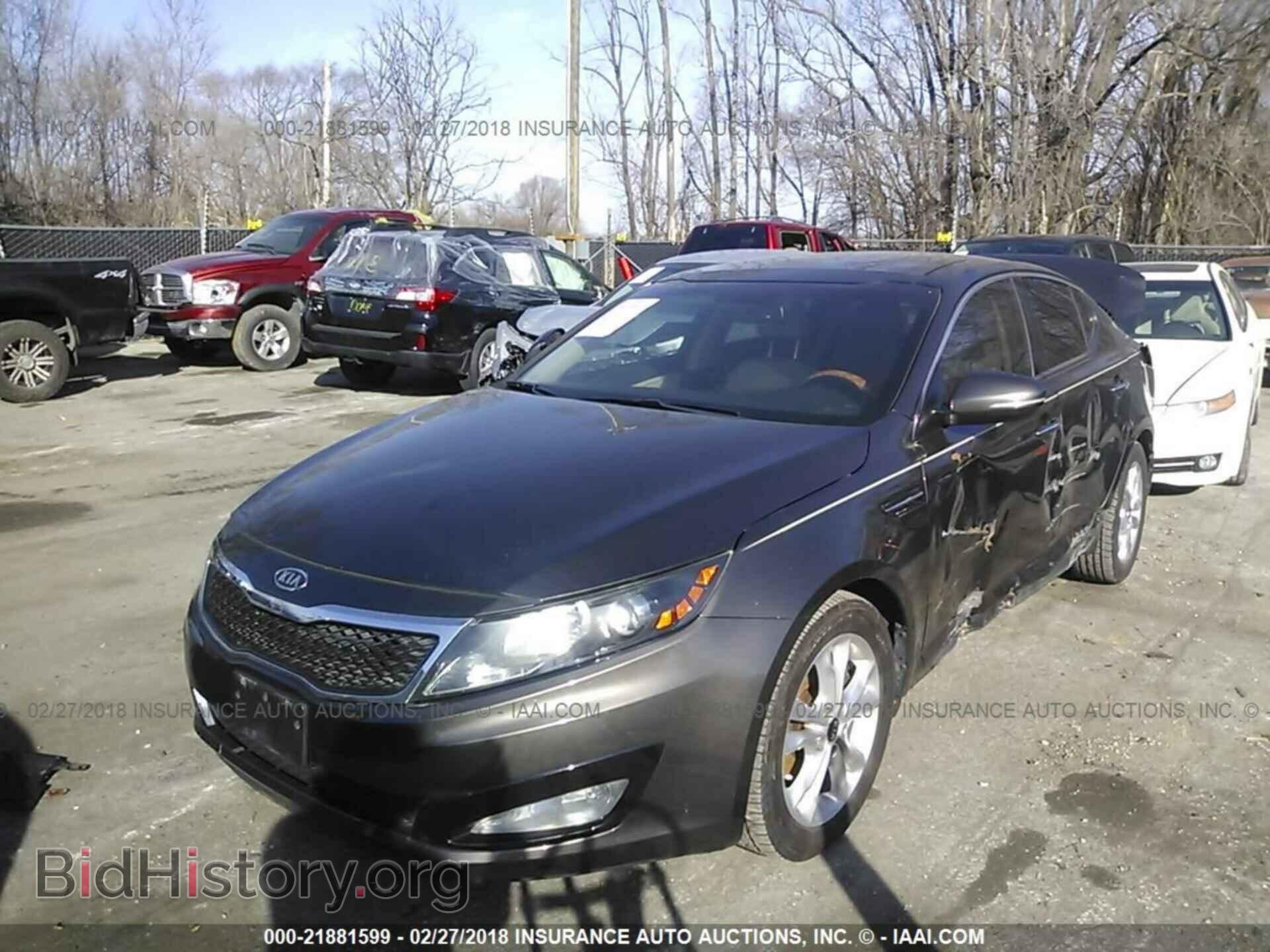 2011 Kia Optima - VIN: KNAGN4A76B5124103 - Фото 2