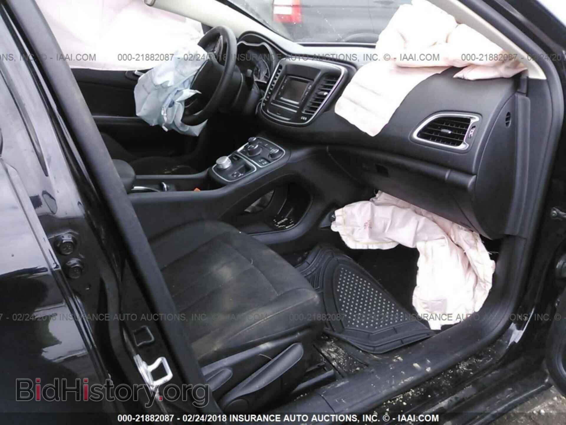 2015 Chrysler 200 - VIN: 1C3CCCAB1FN738007 - Photo 5