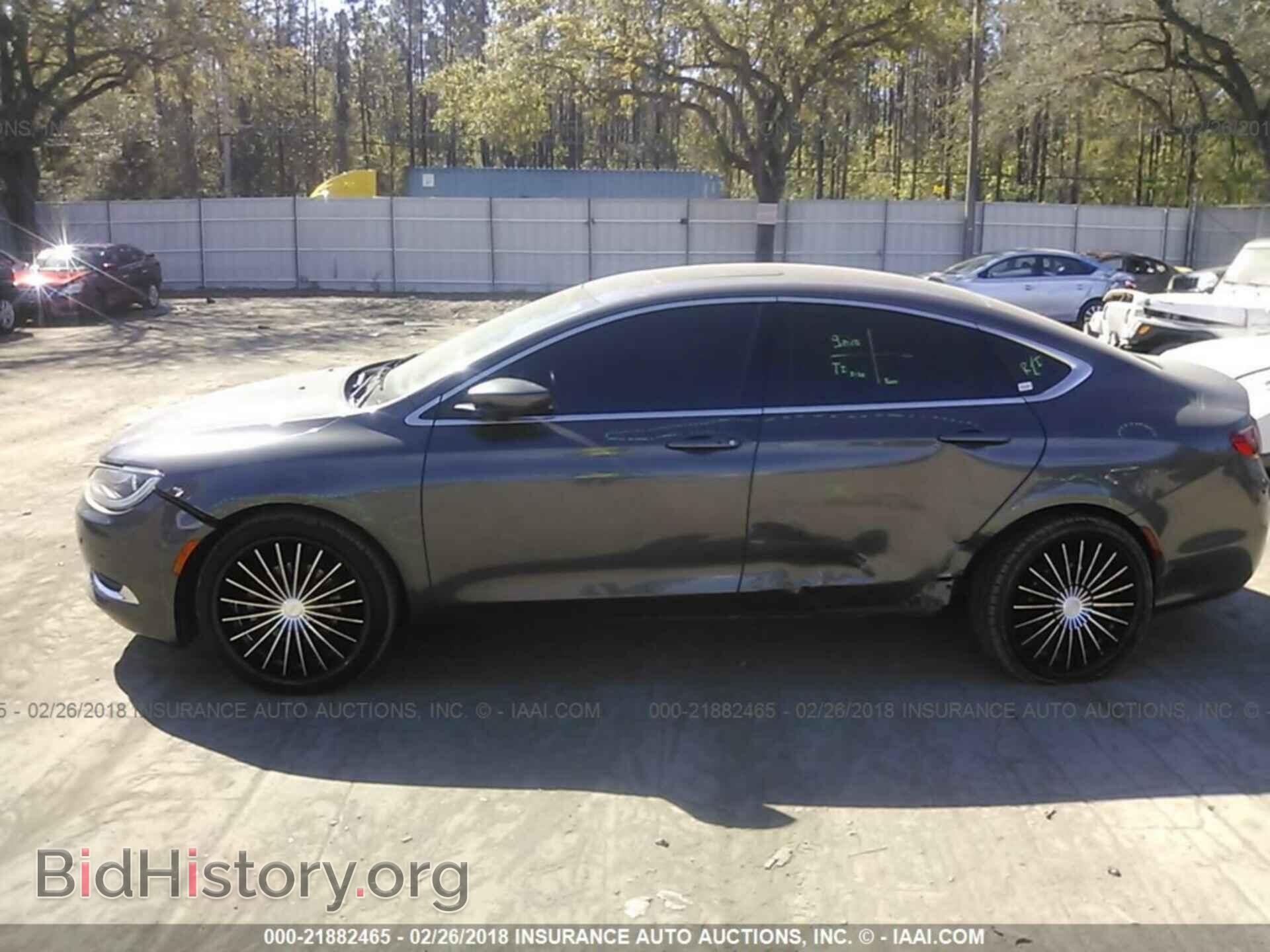 2015 Chrysler 200 - VIN: 1C3CCCAB9FN621176 - Photo 6