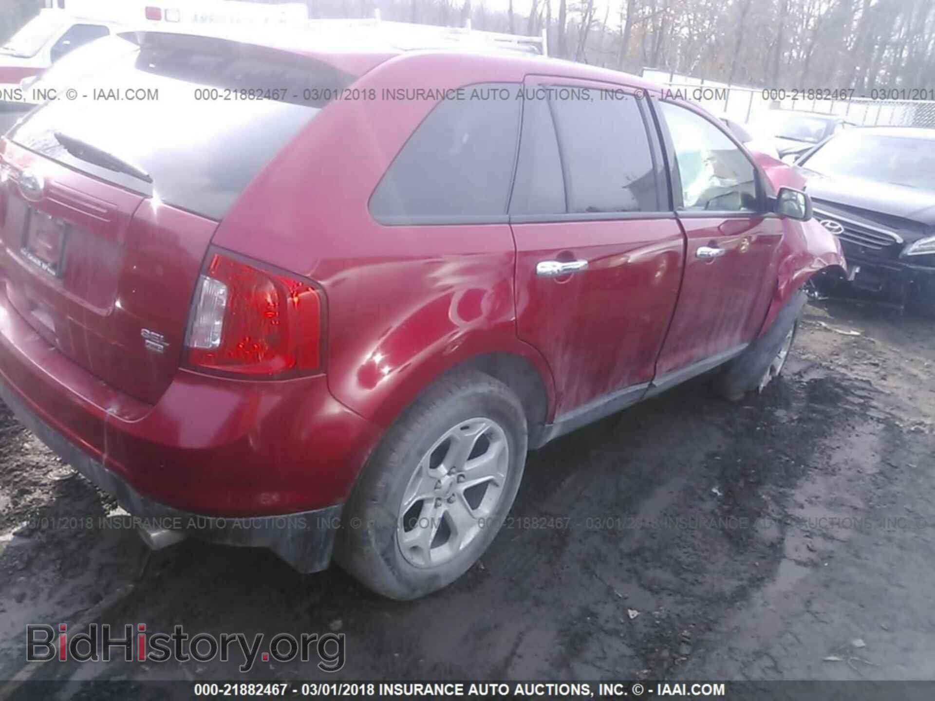2011 Ford Edge - VIN: 2FMDK4JC2BBB36820 - Photo 4