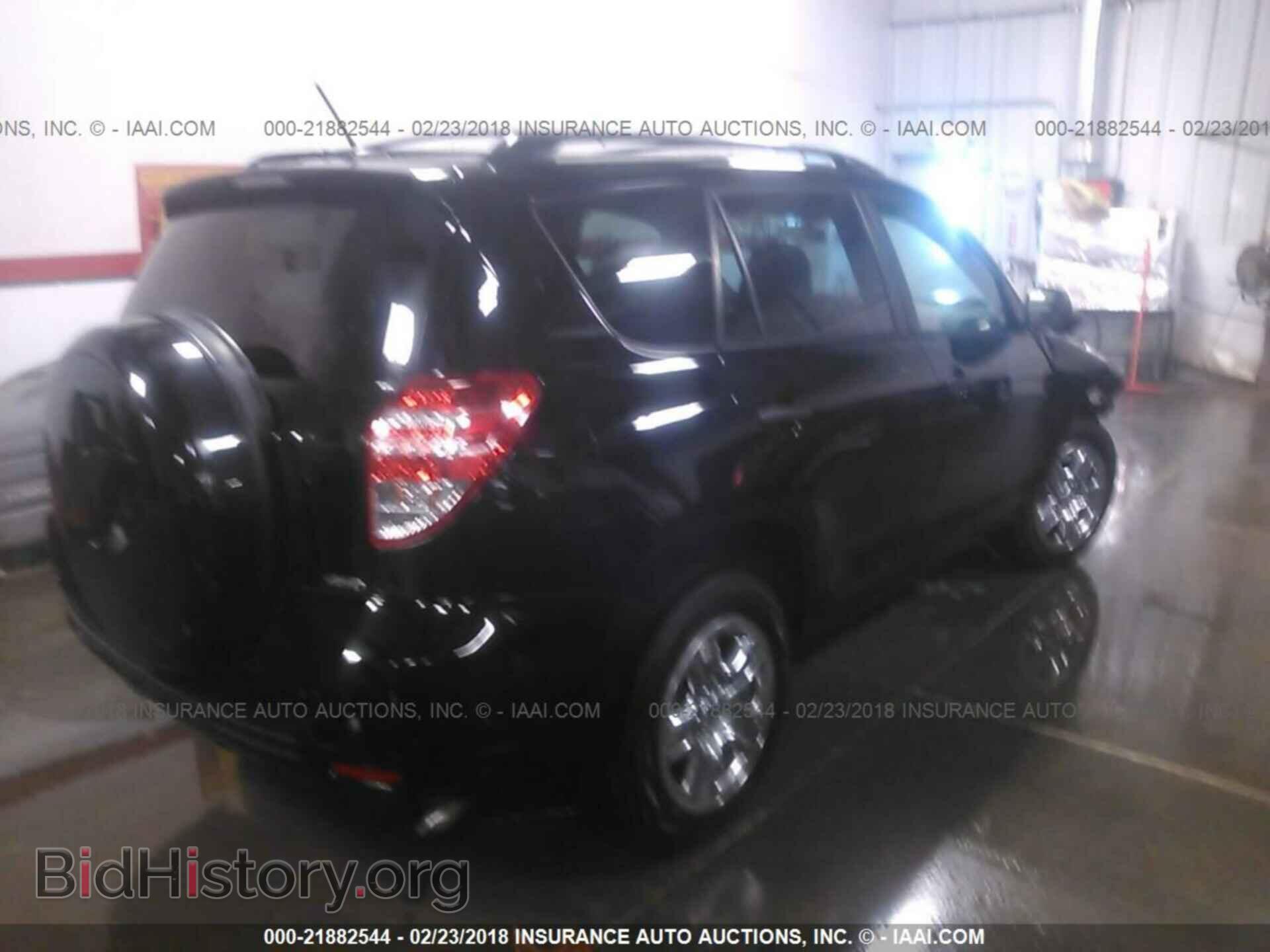 2011 Toyota Rav4 - VIN: 2T3BF4DV5BW135848 - Фото 4