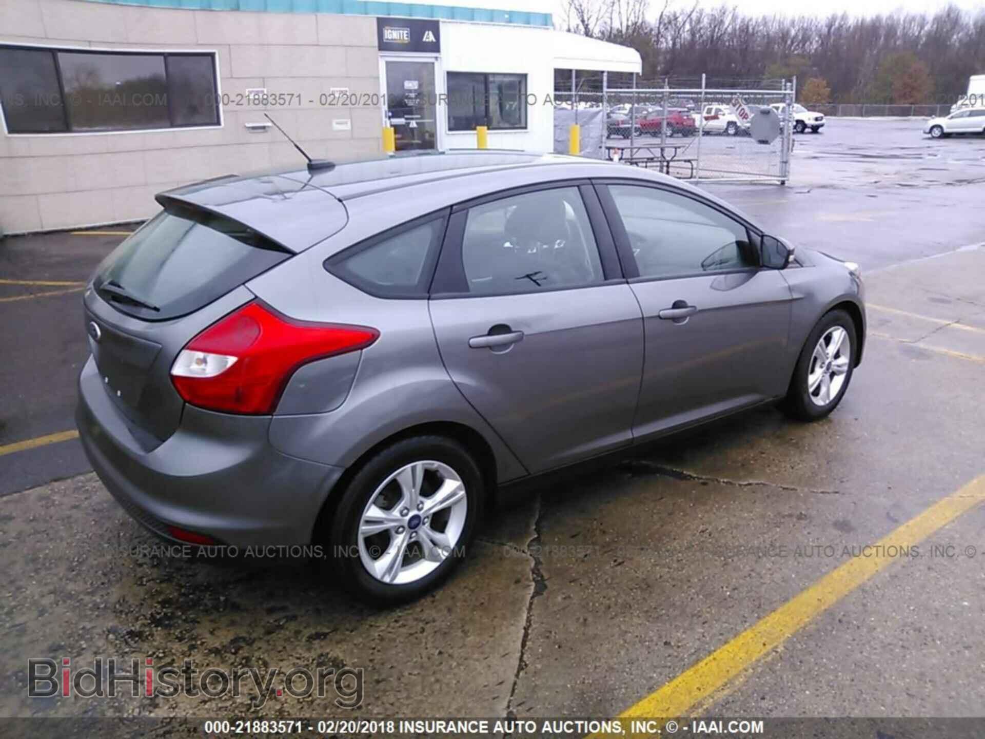 2014 Ford Focus - VIN: 1FADP3K2XEL448996 - Photo 4