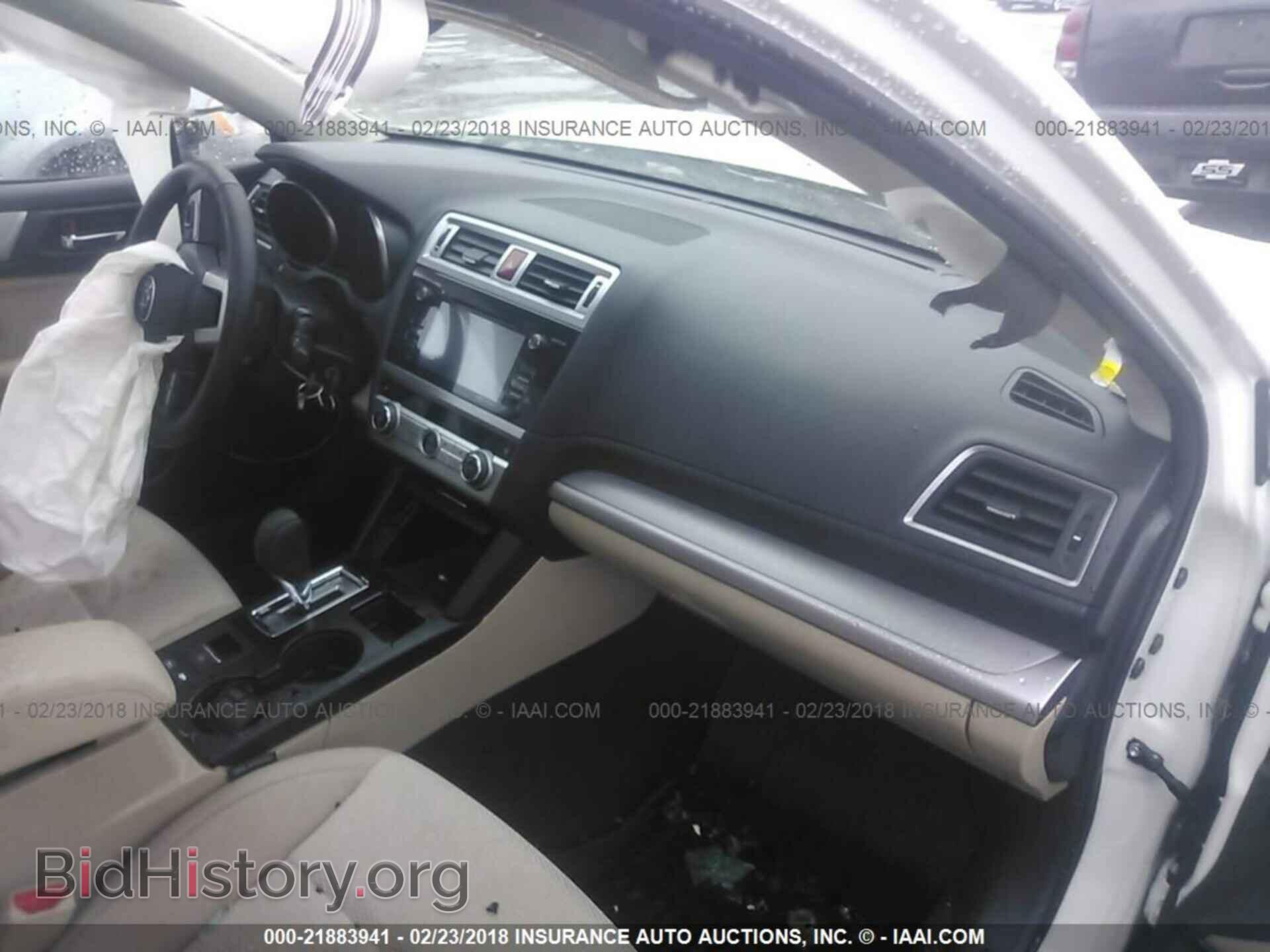 2016 Subaru Outback - VIN: 4S4BSBDC0G3210265 - Photo 5
