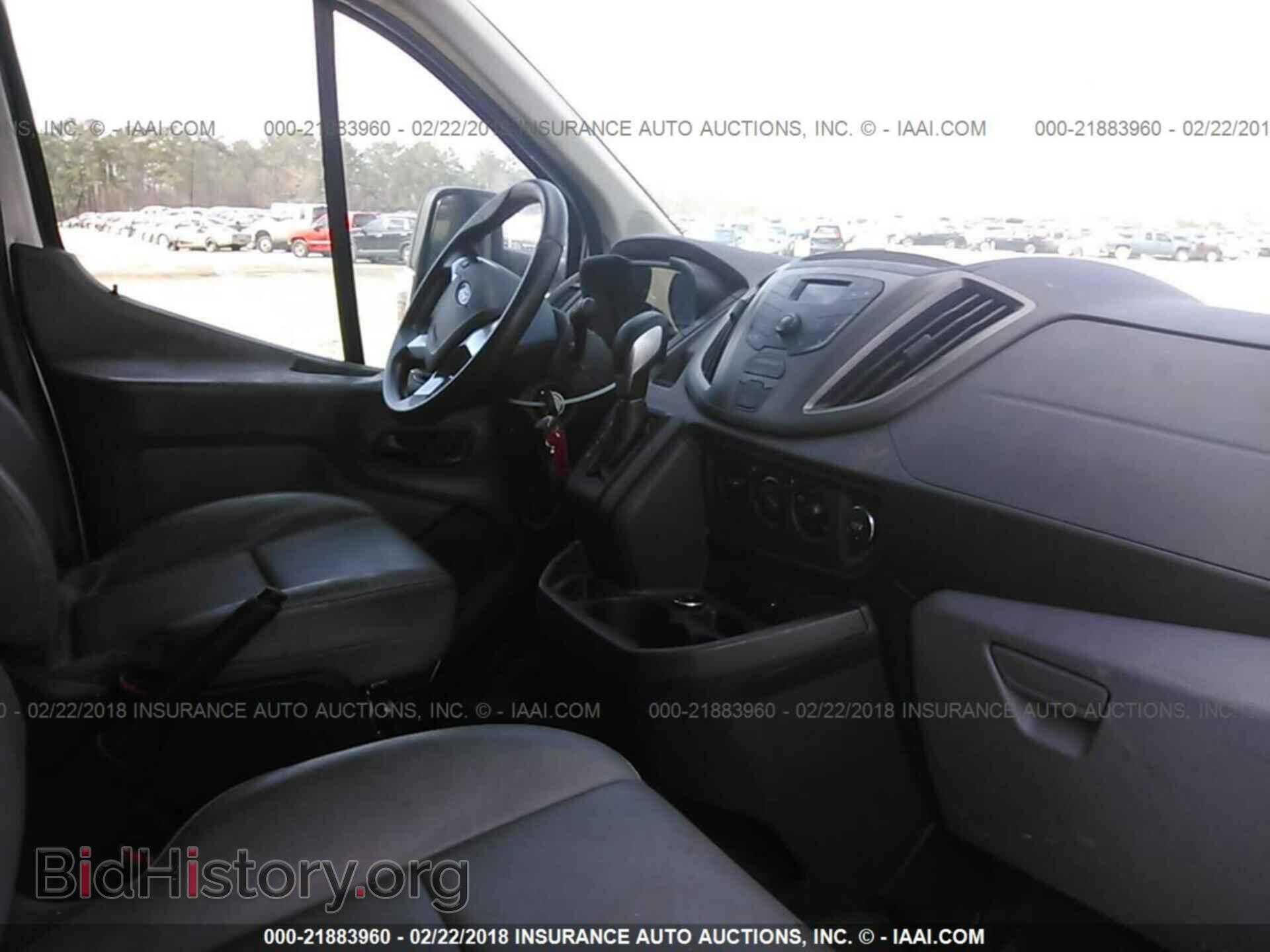 2016 Ford Transit - VIN: 1FTYR1YM4GKB03040 - Photo 5