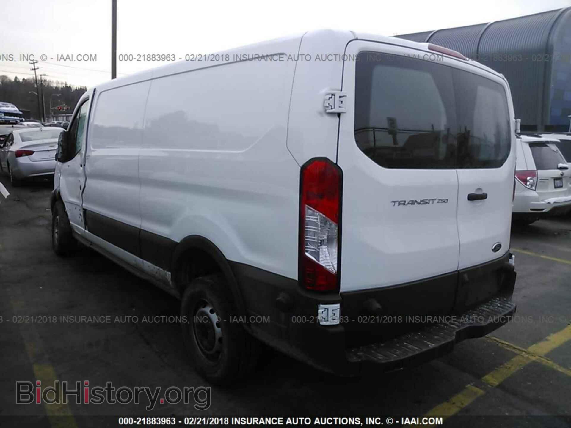 2017 Ford Transit - VIN: 1FTYR2ZM1HKB01008 - Photo 3