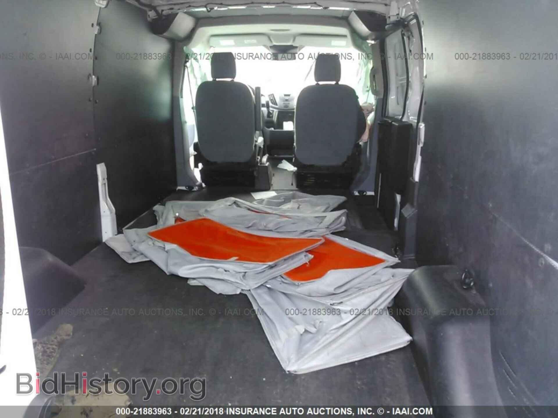 2017 Ford Transit - VIN: 1FTYR2ZM1HKB01008 - Photo 8