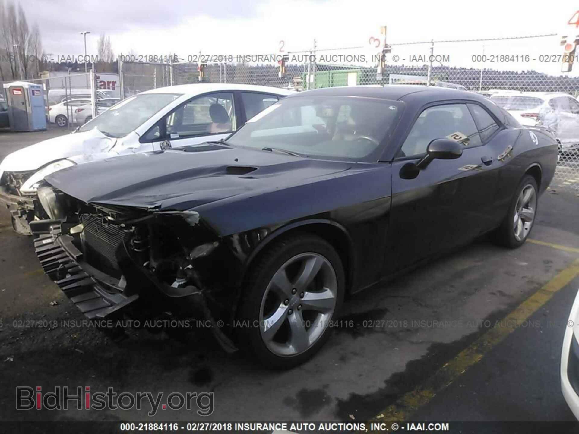 2012 Dodge Challenger - VIN: 2C3CDYAG3CH101372 - Photo 2