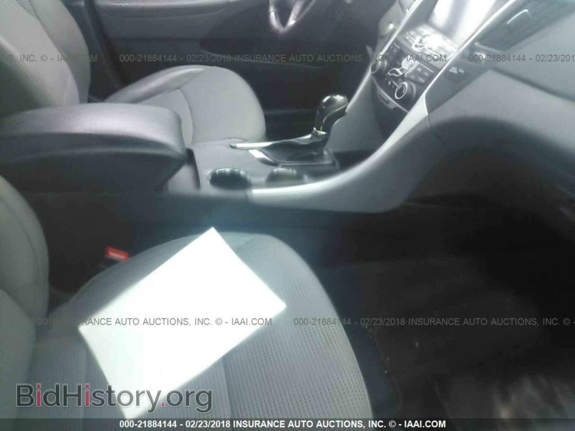 2012 Hyundai Sonata - VIN: 5NPEC4AB2CH339693 - Фото 5