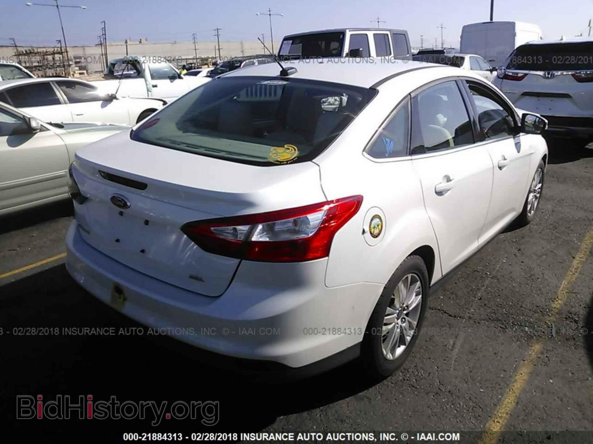 2012 Ford Focus - VIN: 1FAHP3H26CL431246 - Photo 4