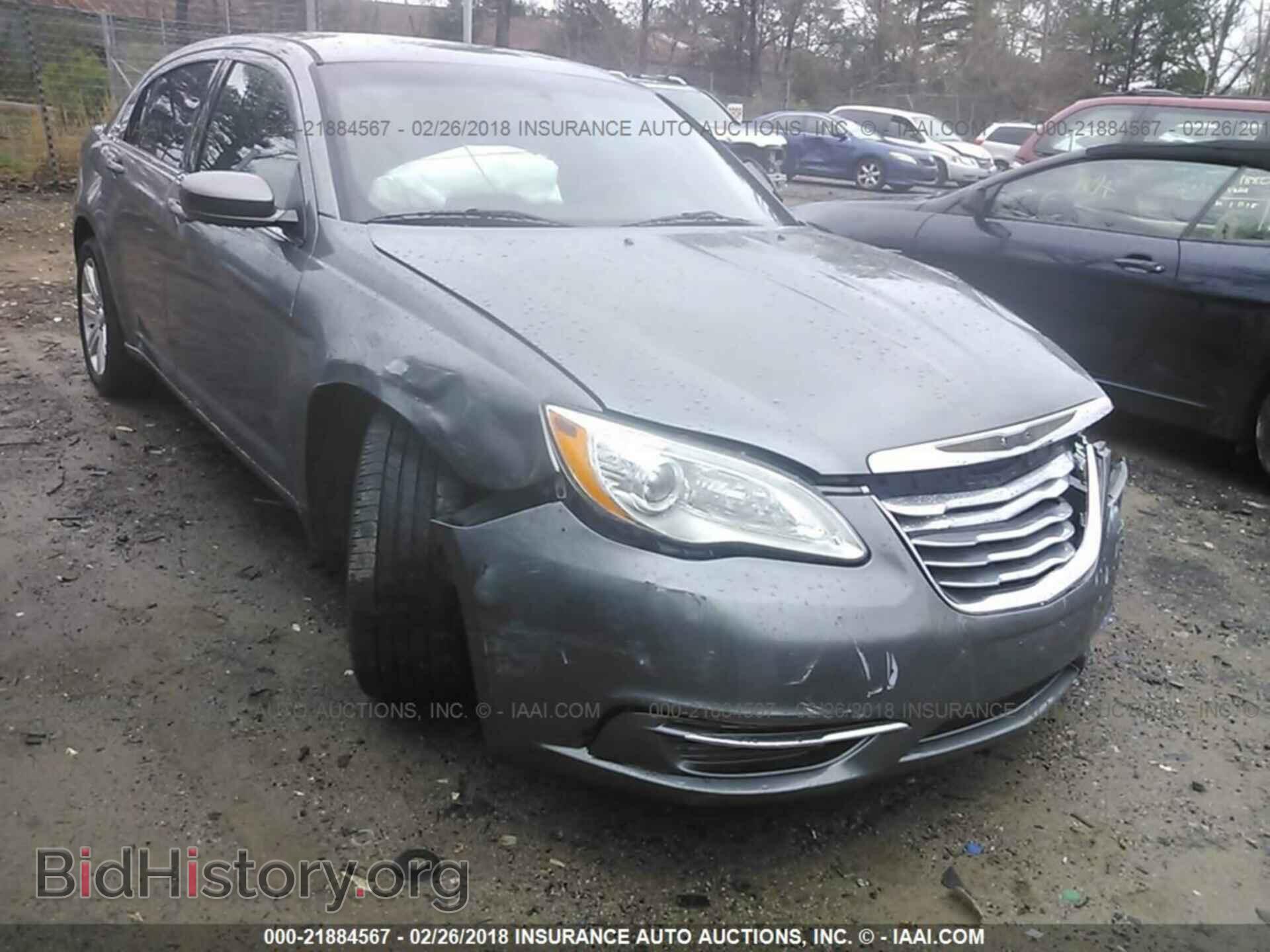 Photo 1C3CCBAB5DN670219 - Chrysler 200 2013