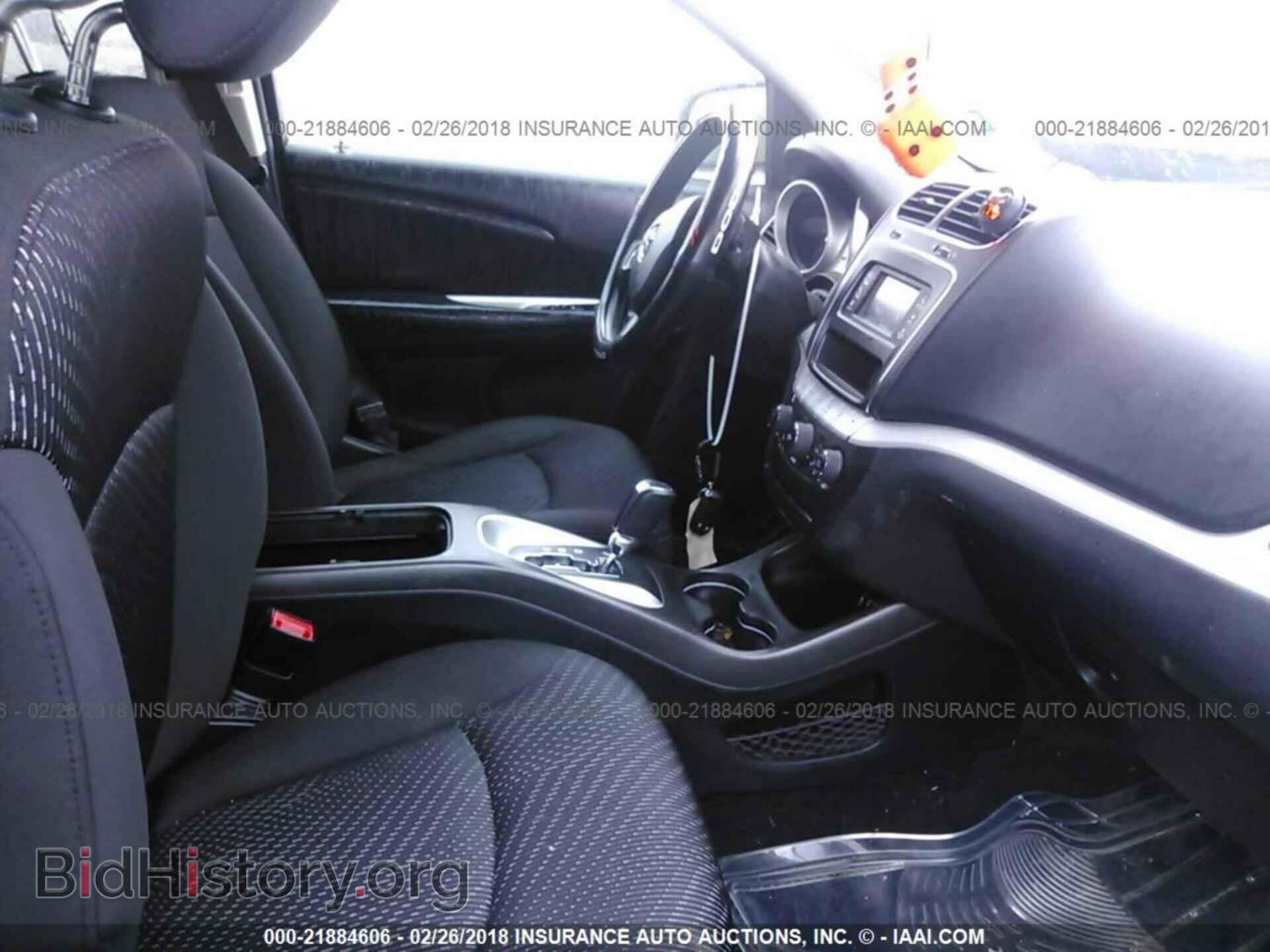 2017 Dodge Journey - VIN: 3C4PDCBG2HT511402 - Фото 5