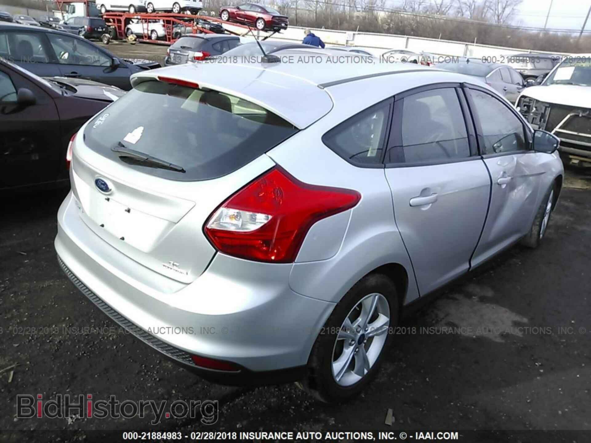 2014 Ford Focus - VIN: 1FADP3K26EL388957 - Фото 4